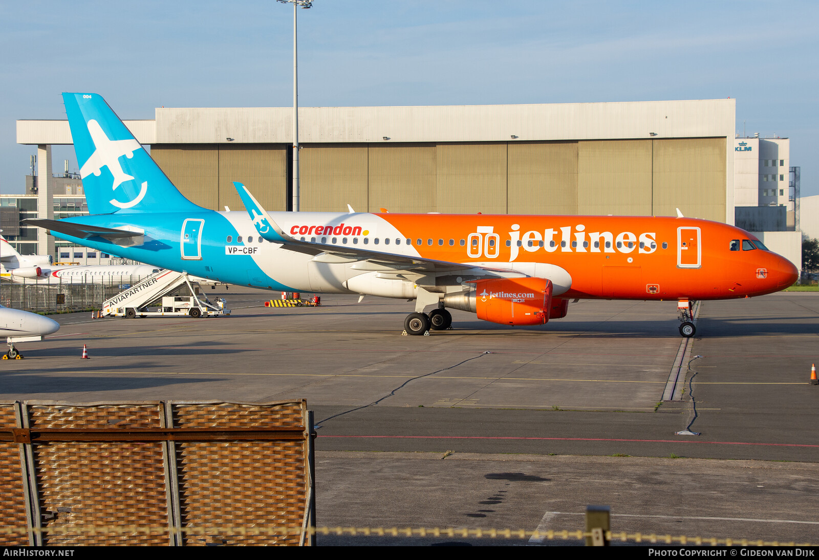 Aircraft Photo of VP-CBF | Airbus A320-214 | Jetlines | AirHistory.net #721113