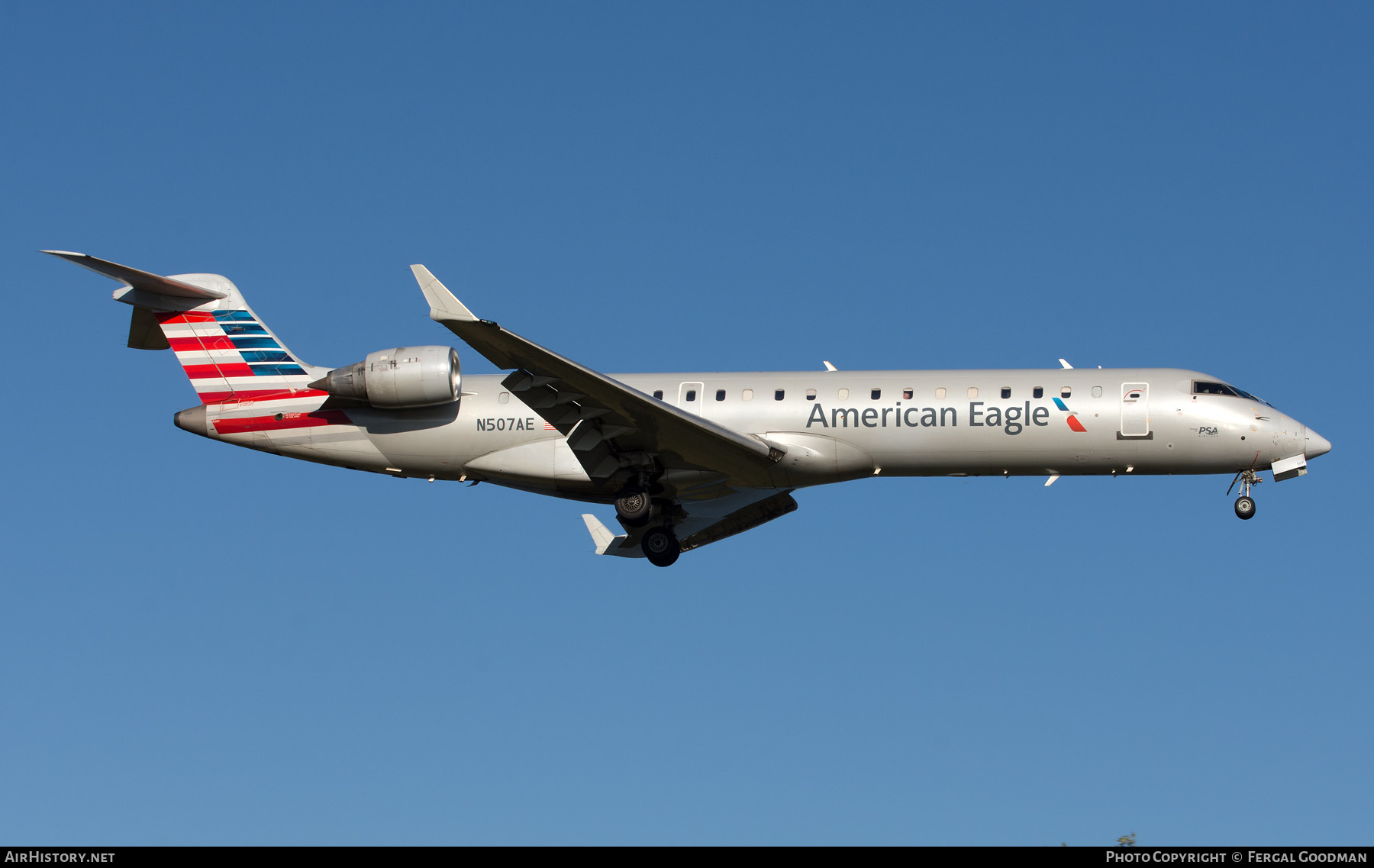 Aircraft Photo of N507AE | Bombardier CRJ-701ER (CL-600-2C10) | American Eagle | AirHistory.net #721147