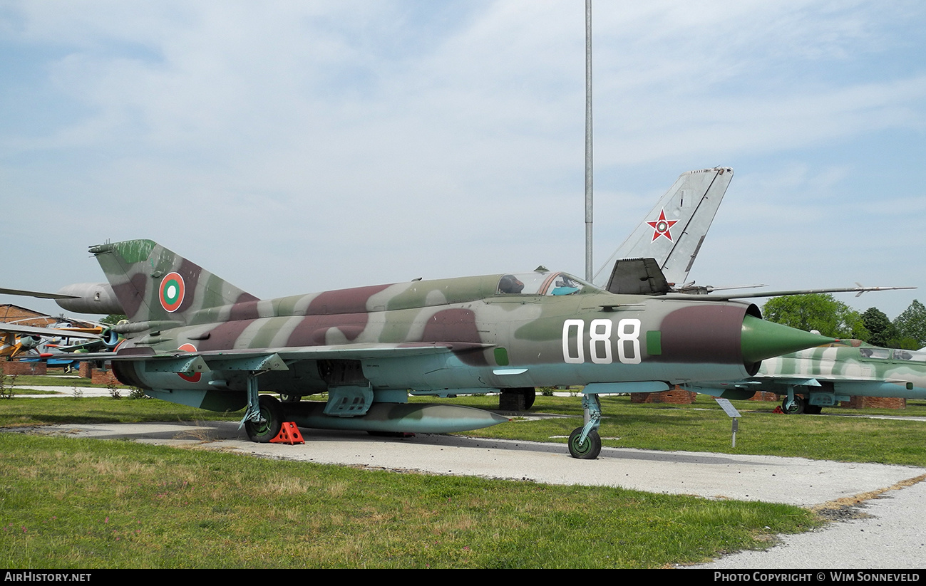 Aircraft Photo of 088 | Mikoyan-Gurevich MiG-21bis SAU | Bulgaria - Air Force | AirHistory.net #721170