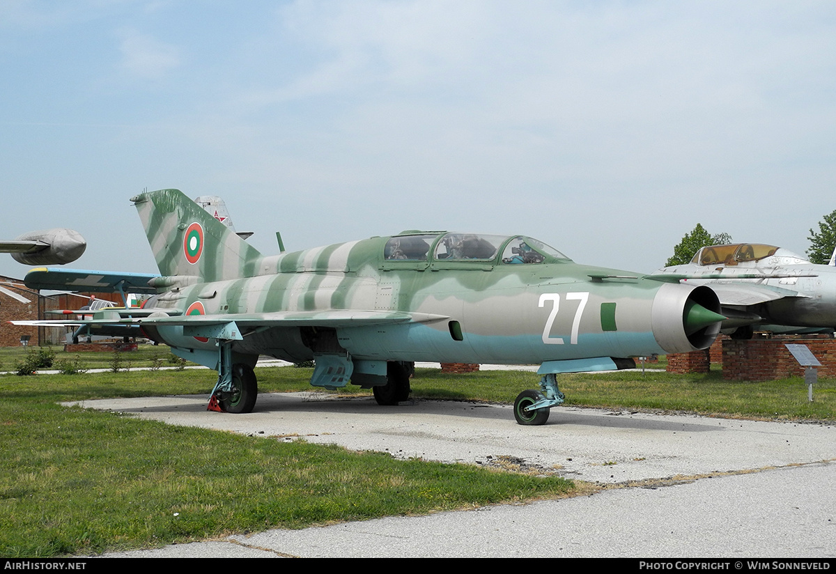Aircraft Photo of 27 | Mikoyan-Gurevich MiG-21UM | Bulgaria - Air Force | AirHistory.net #721184