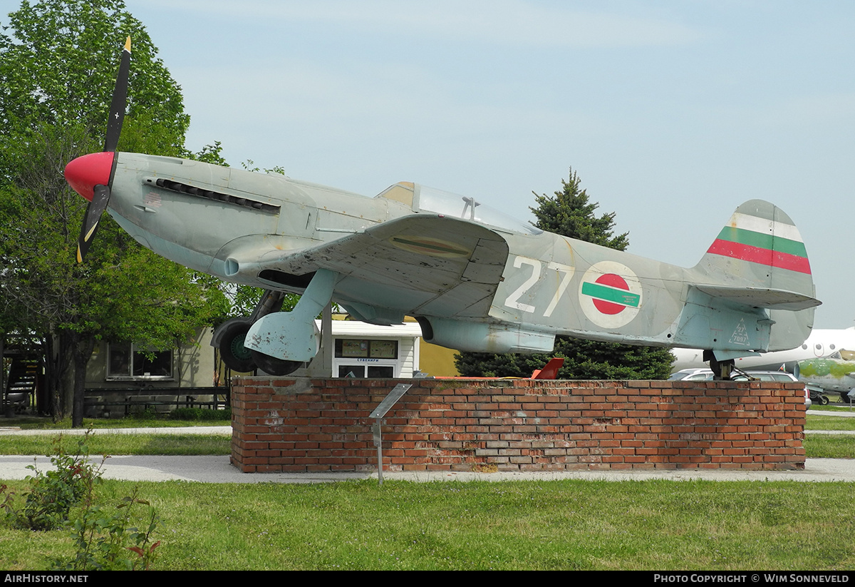 Aircraft Photo of 27 | Yakovlev Yak-9U | Bulgaria - Air Force | AirHistory.net #721194
