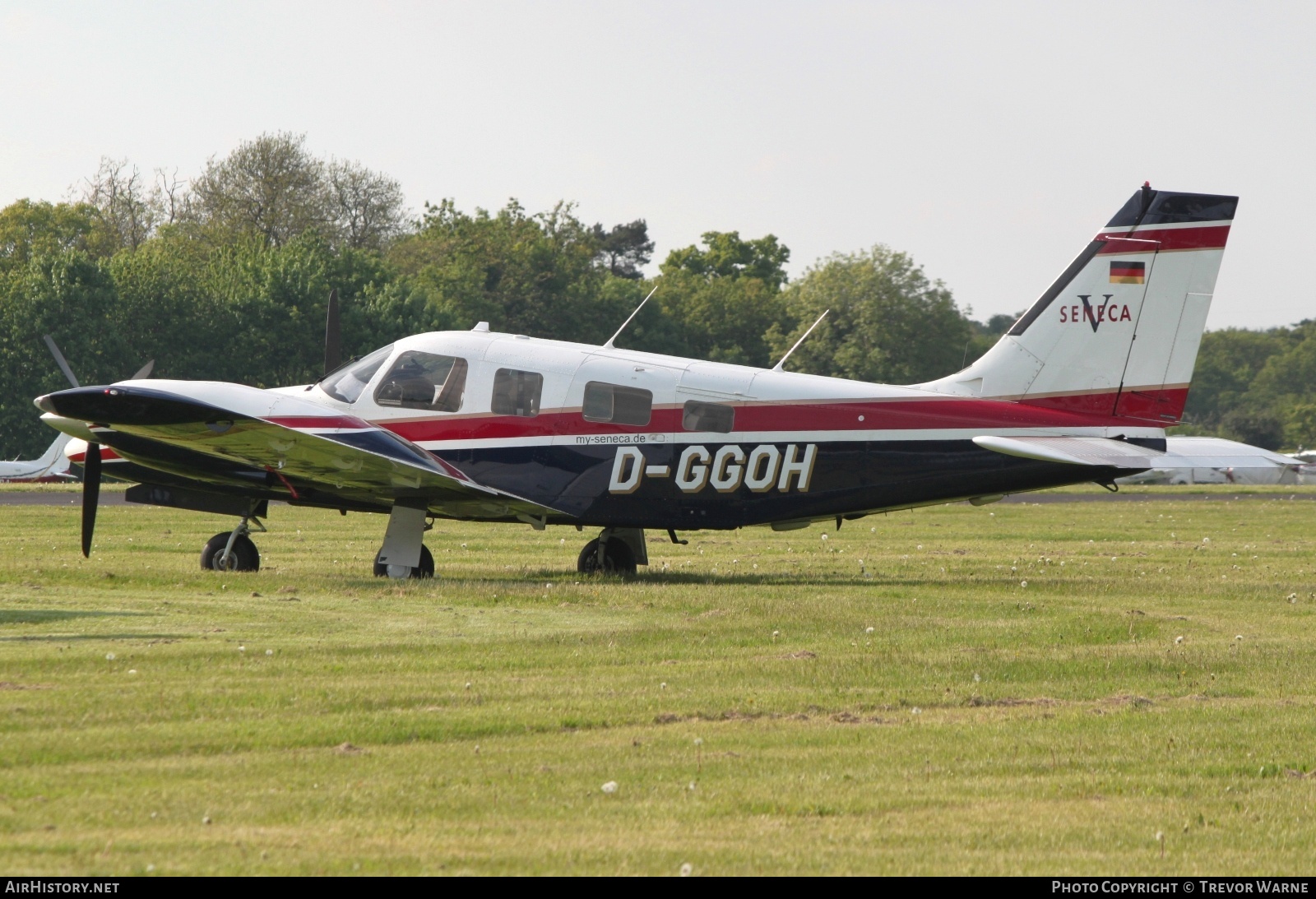Aircraft Photo of D-GGOH | Piper PA-34-220T Seneca V | AirHistory.net #721276