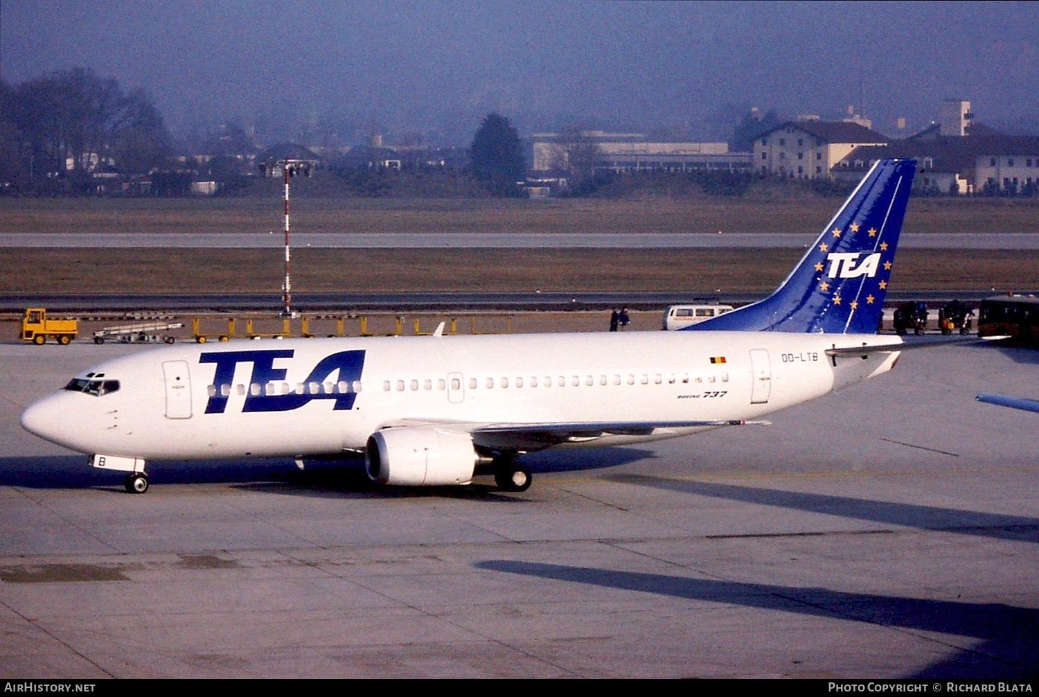 Aircraft Photo of OO-LTB | Boeing 737-3M8 | TEA - Trans European Airways | AirHistory.net #721356