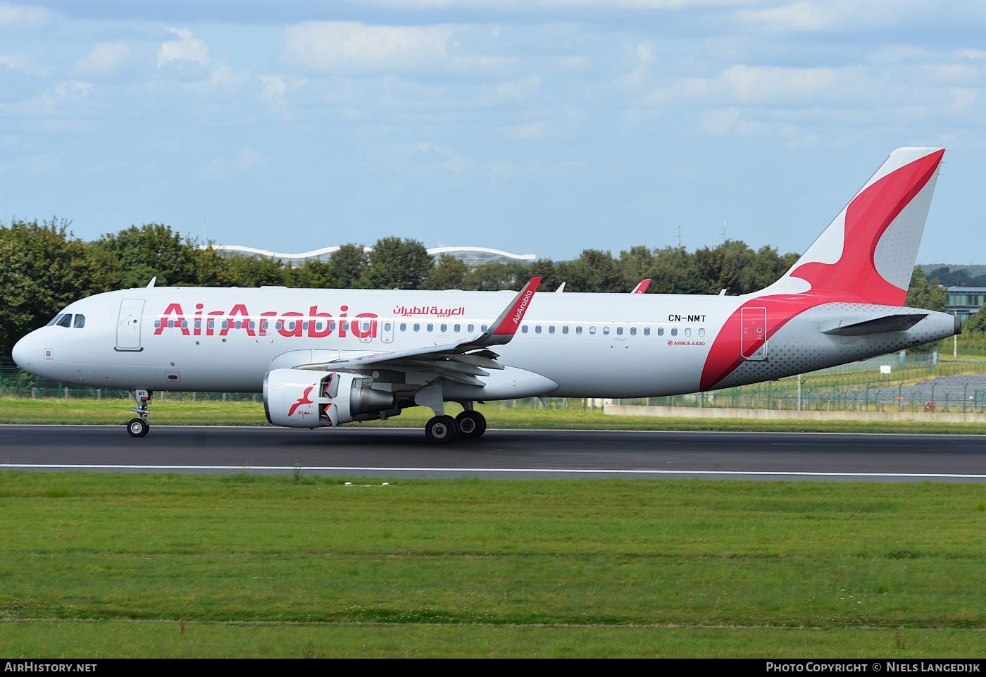 Aircraft Photo of CN-NMT | Airbus A320-214 | Air Arabia | AirHistory.net #721369