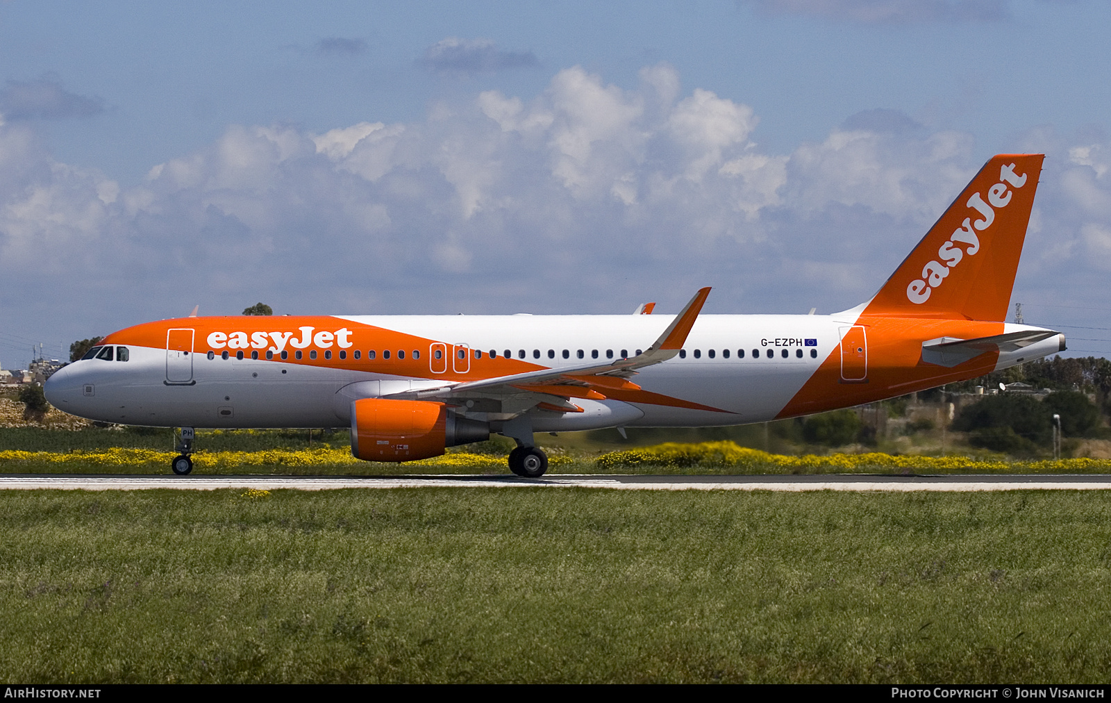 Aircraft Photo of G-EZPH | Airbus A320-214 | EasyJet | AirHistory.net #721392