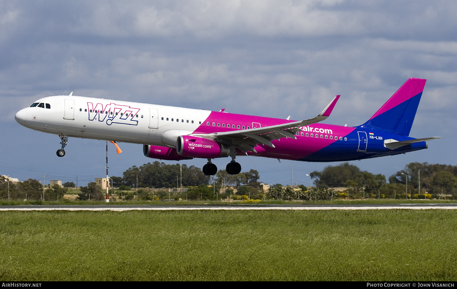Aircraft Photo of HA-LXH | Airbus A321-231 | Wizz Air | AirHistory.net #721394