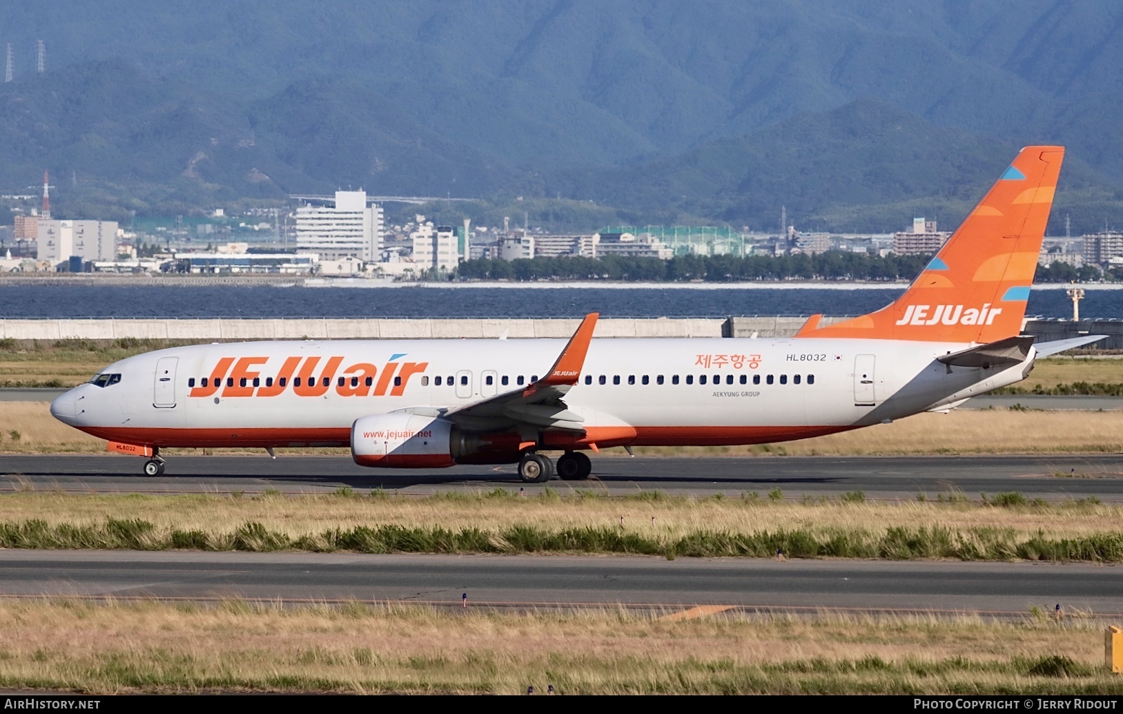 Aircraft Photo of HL8032 | Boeing 737-8GJ | Jeju Air | AirHistory.net #721413