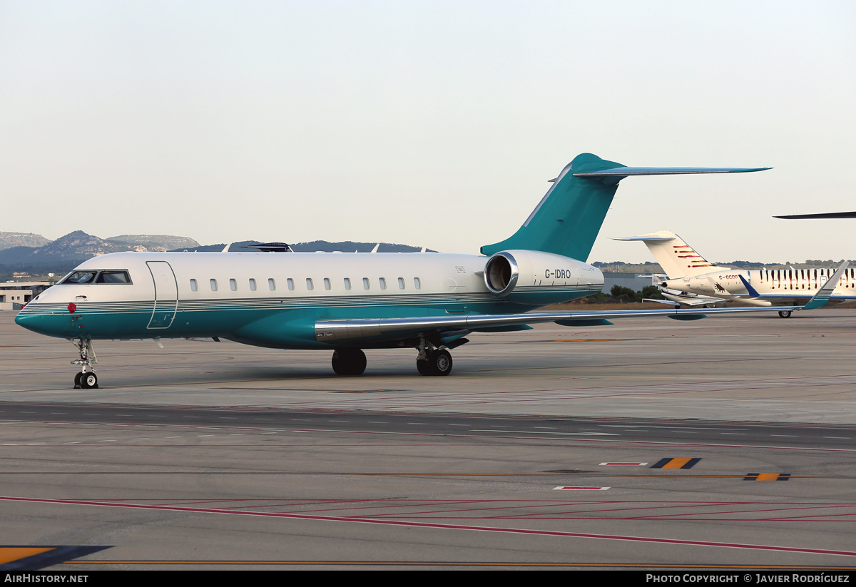 Aircraft Photo of G-IDRO | Bombardier Global Express XRS (BD-700-1A10) | AirHistory.net #721488
