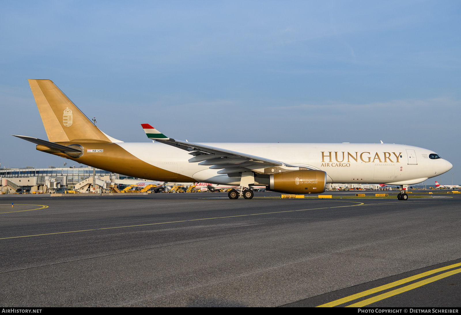 Aircraft Photo of HA-LHU | Airbus A330-243F | Hungary Air Cargo | AirHistory.net #721495