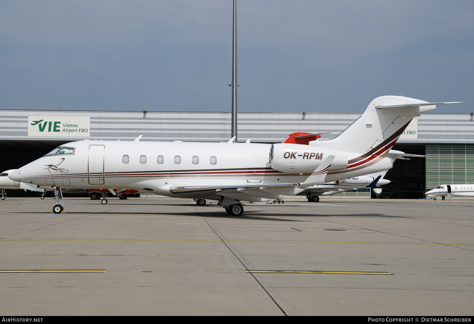 Aircraft Photo of OK-RPM | Bombardier Challenger 300 (BD-100-1A10) | AirHistory.net #721498