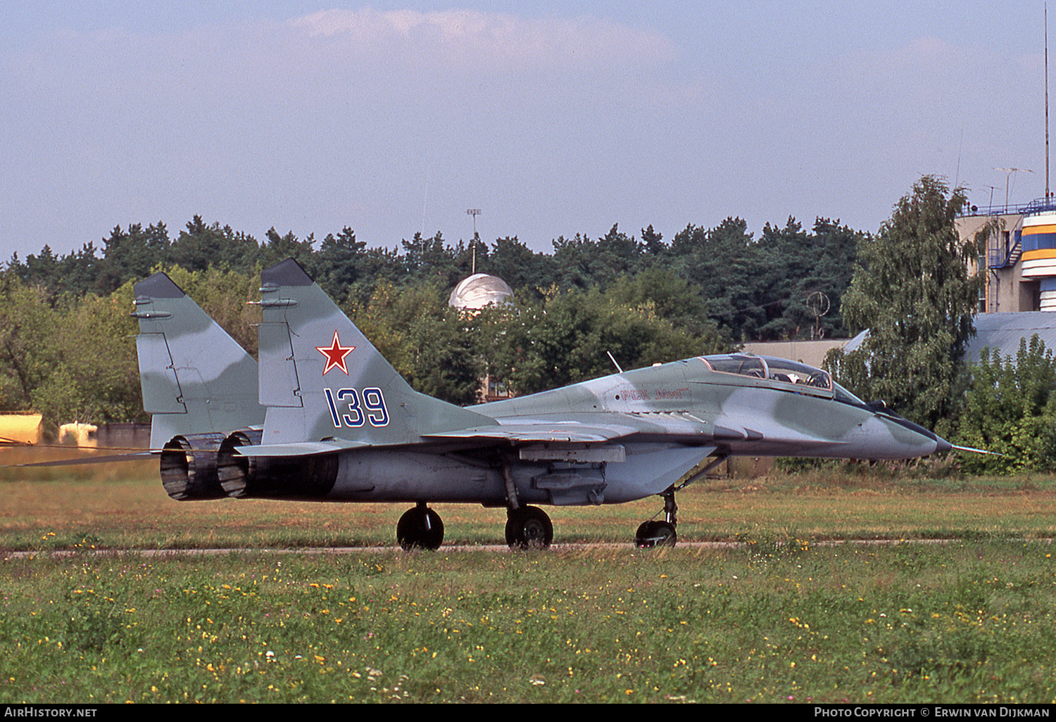 Aircraft Photo of 139 blue | Mikoyan-Gurevich MiG-29UB (9-51) | Russia - Air Force | AirHistory.net #721525