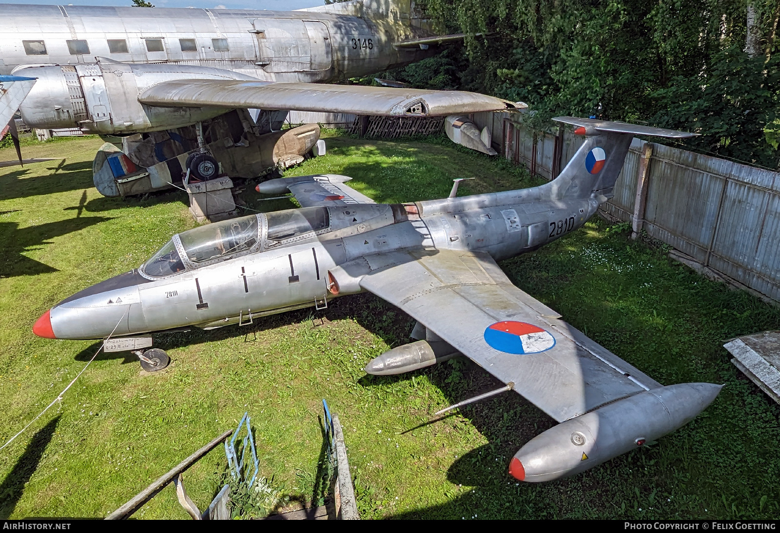 Aircraft Photo of 2810 | Aero L-29R Delfin | Czechoslovakia - Air Force | AirHistory.net #721598