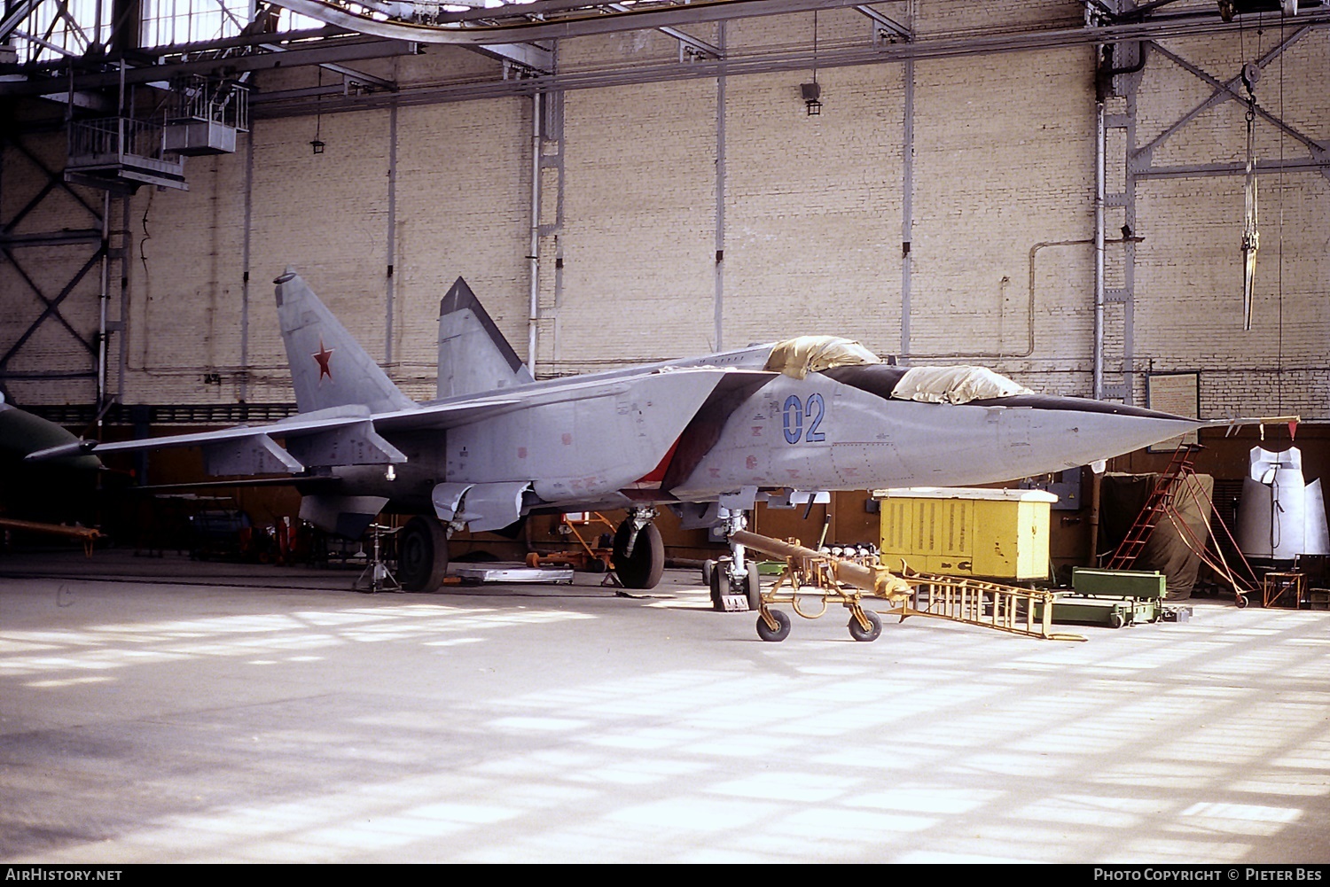 Aircraft Photo of 02 blue | Mikoyan-Gurevich MiG-25U-LL | AirHistory.net #721611