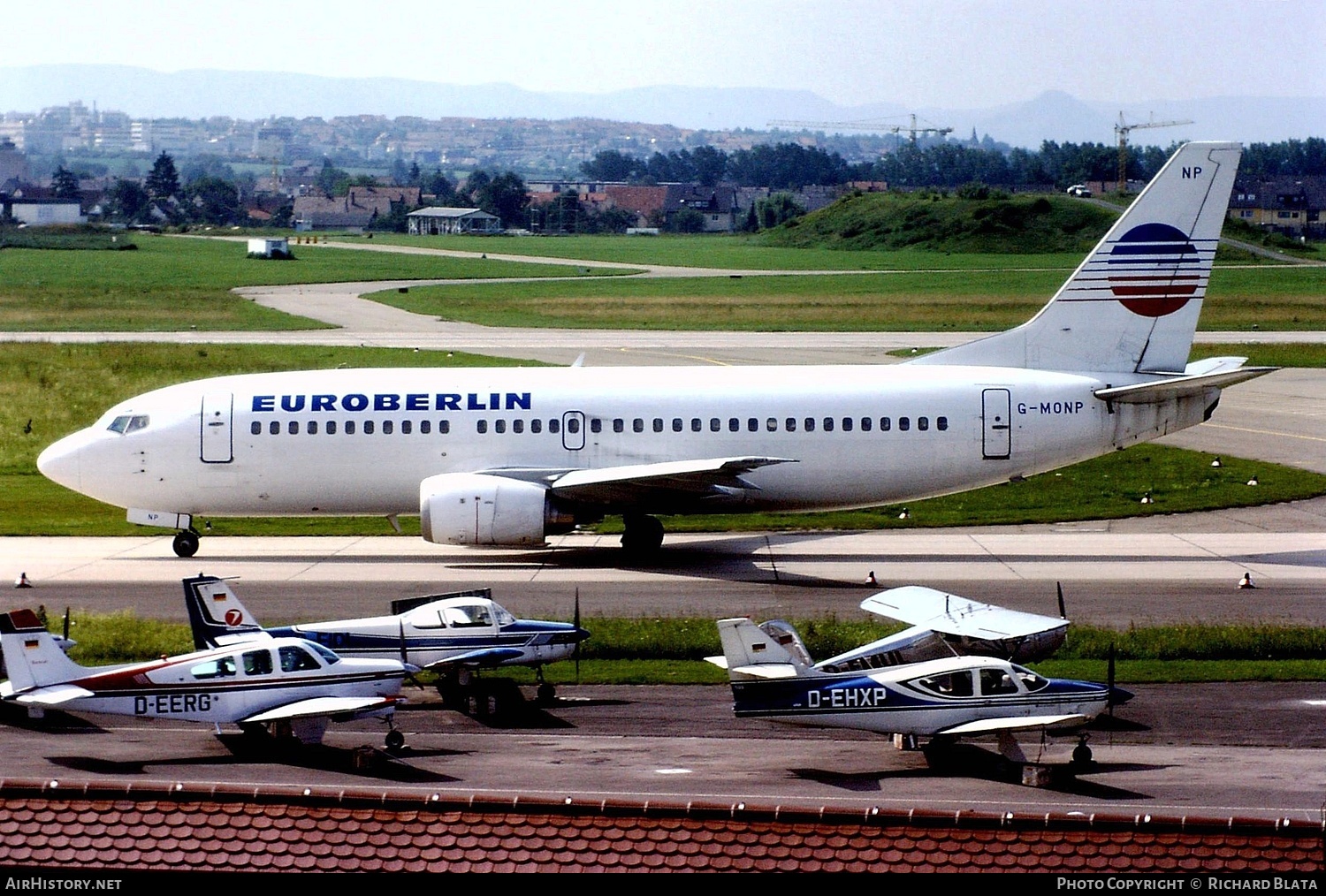 Aircraft Photo of G-MONP | Boeing 737-33A | Euroberlin | AirHistory.net #721658