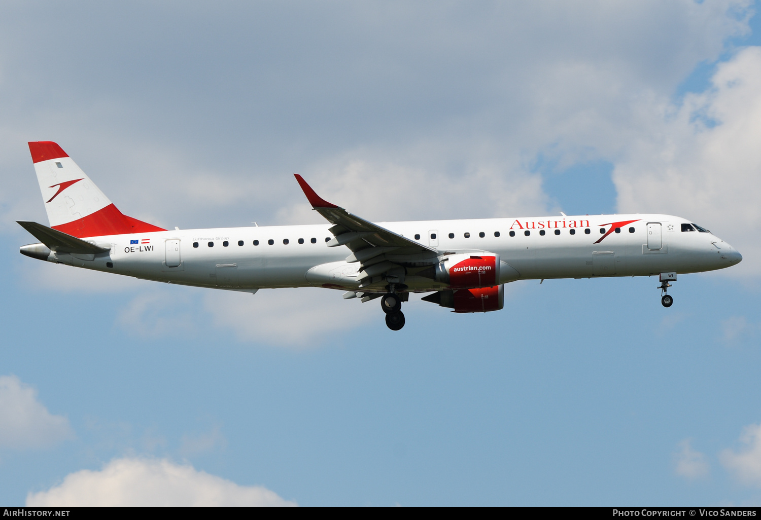 Aircraft Photo of OE-LWI | Embraer 195LR (ERJ-190-200LR) | Austrian Airlines | AirHistory.net #721744