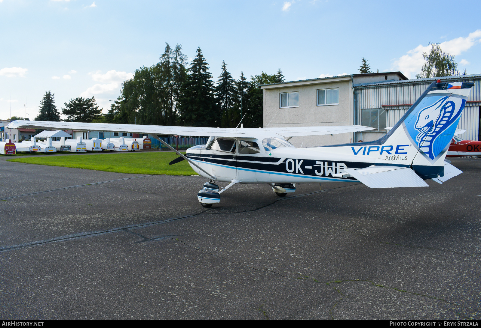 Aircraft Photo of OK-JWR | Cessna 172N Skyhawk | AirHistory.net #721826