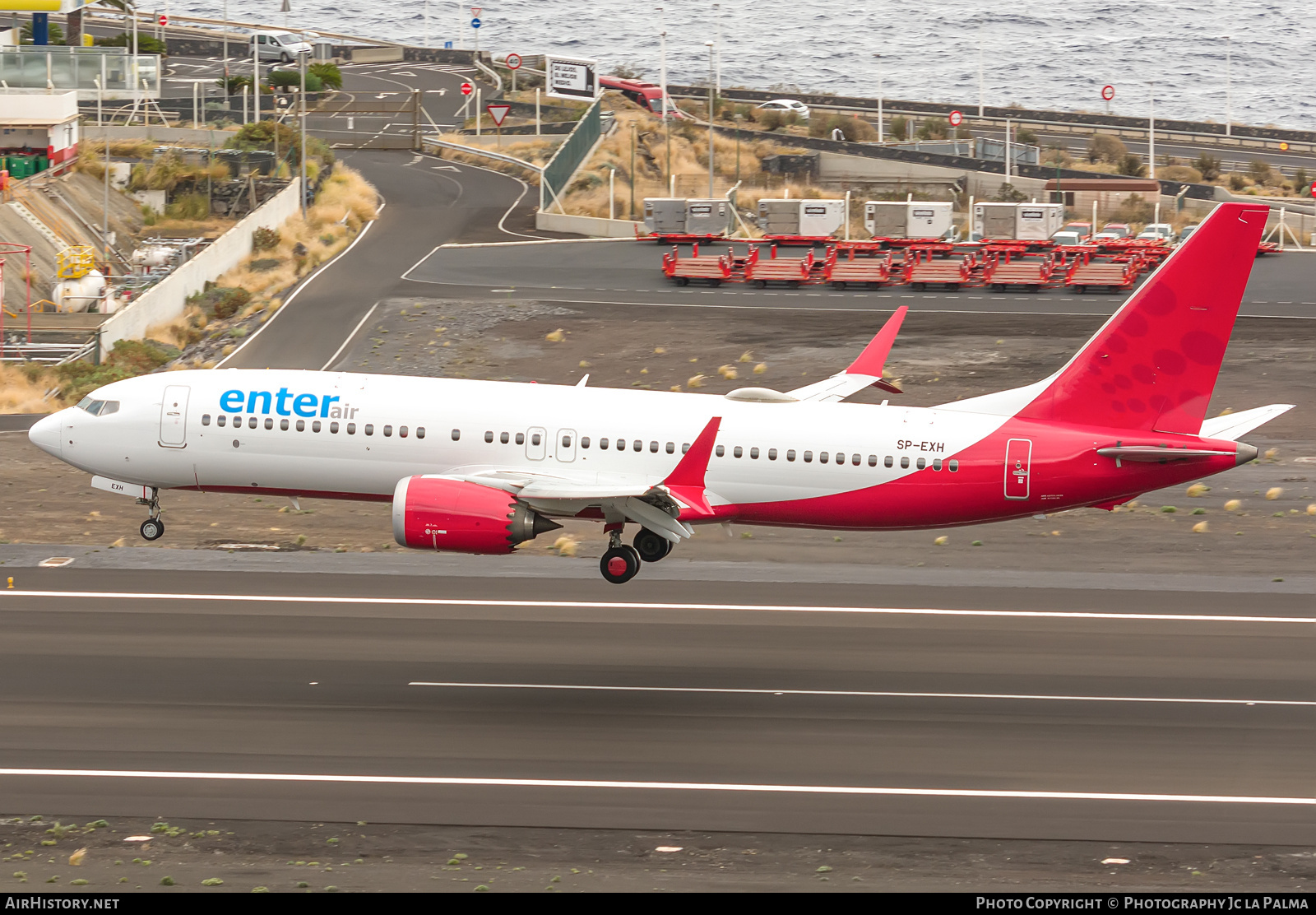 Aircraft Photo of SP-EXH | Boeing 737-8 Max 8 | Enter Air | AirHistory.net #721837