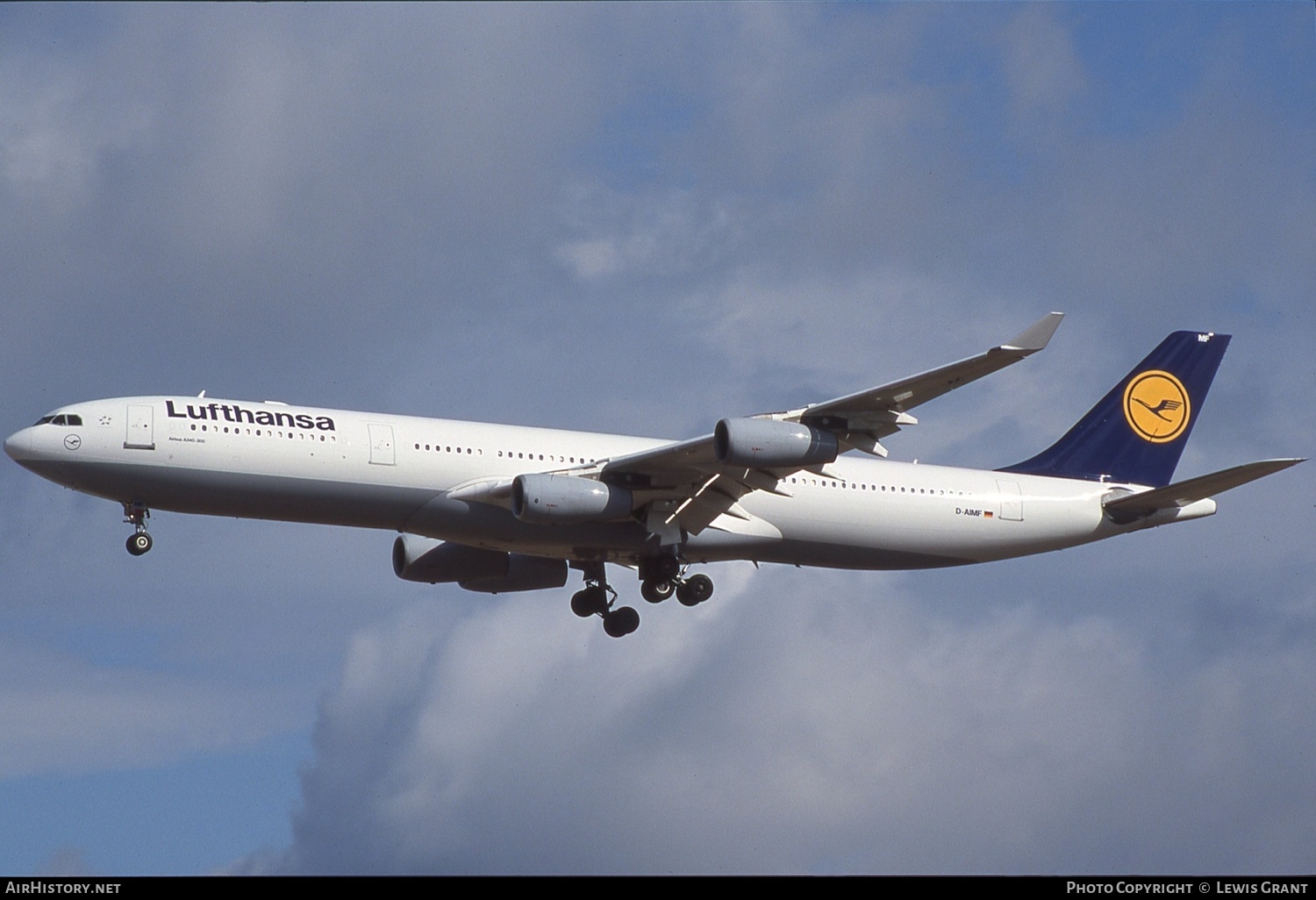Aircraft Photo of D-AIMF | Airbus A340-311 | Lufthansa | AirHistory.net #721861