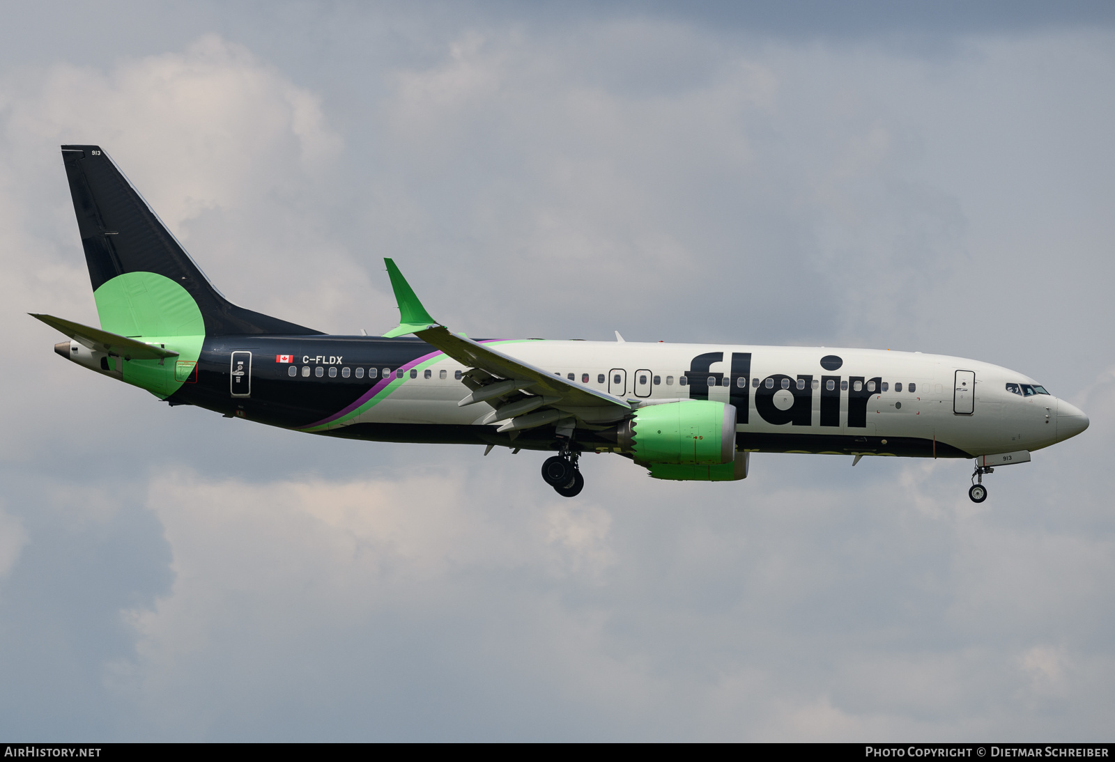 Aircraft Photo of C-FLDX | Boeing 737-8 Max 8 | Flair Airlines | AirHistory.net #721886