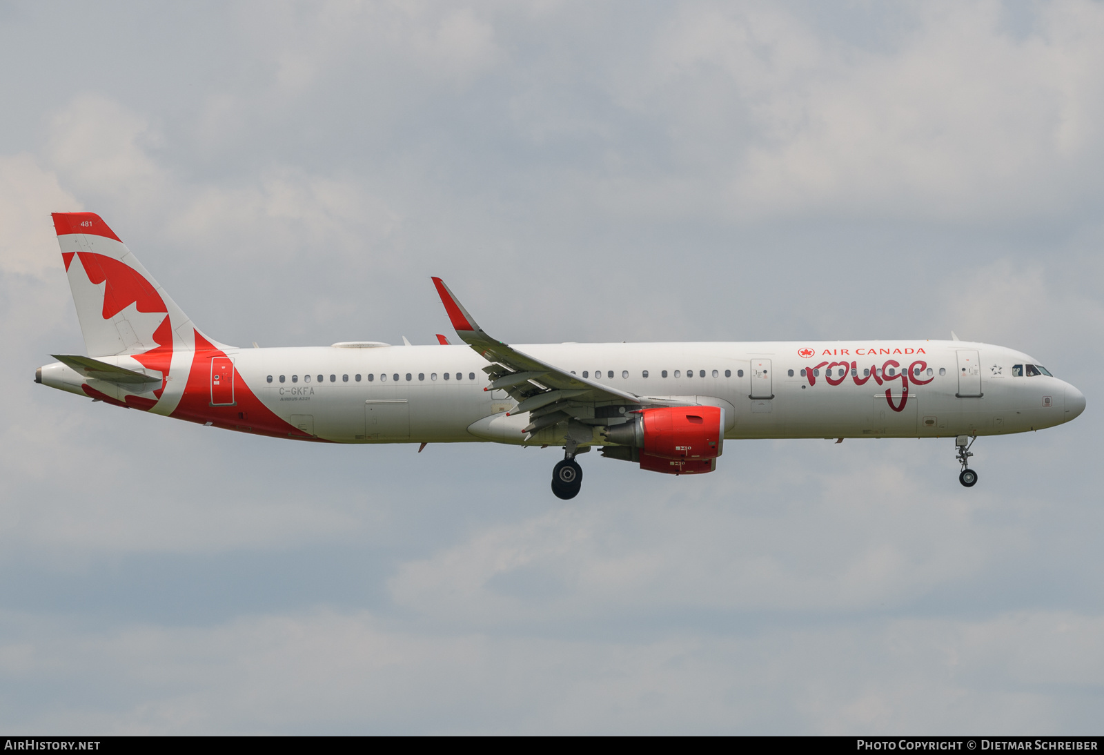 Aircraft Photo of C-GKFA | Airbus A321-211 | Air Canada Rouge | AirHistory.net #721913