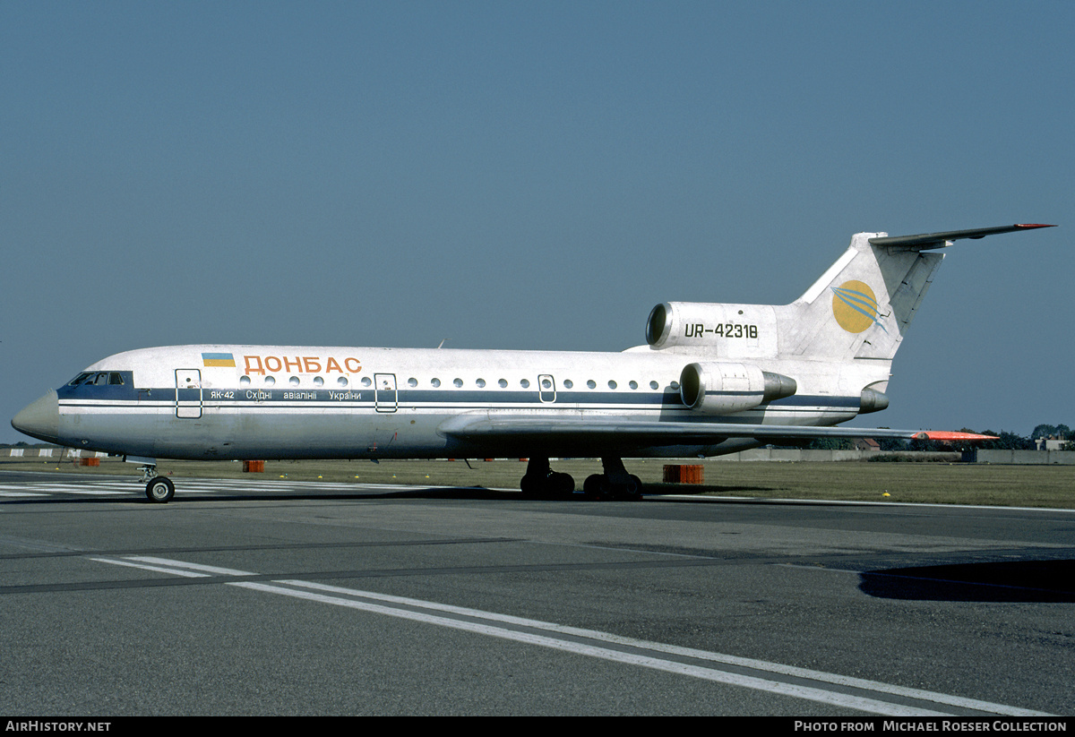 Aircraft Photo of UR-42318 | Yakovlev Yak-42 | Donbass - Eastern Ukrainian Airlines | AirHistory.net #721983