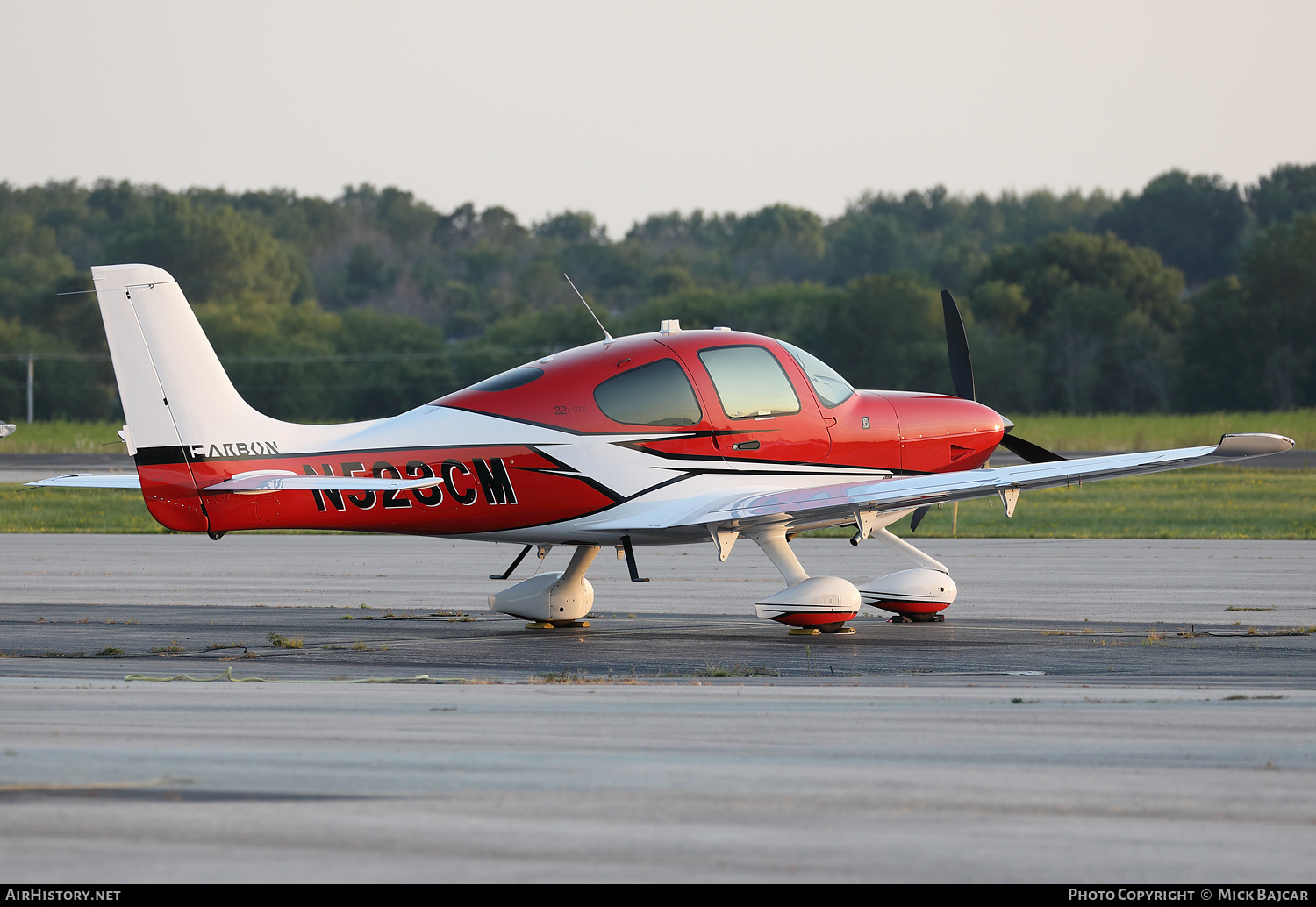 Aircraft Photo of N523CM | Cirrus SR-22 G6-GTS Carbon | AirHistory.net #721992