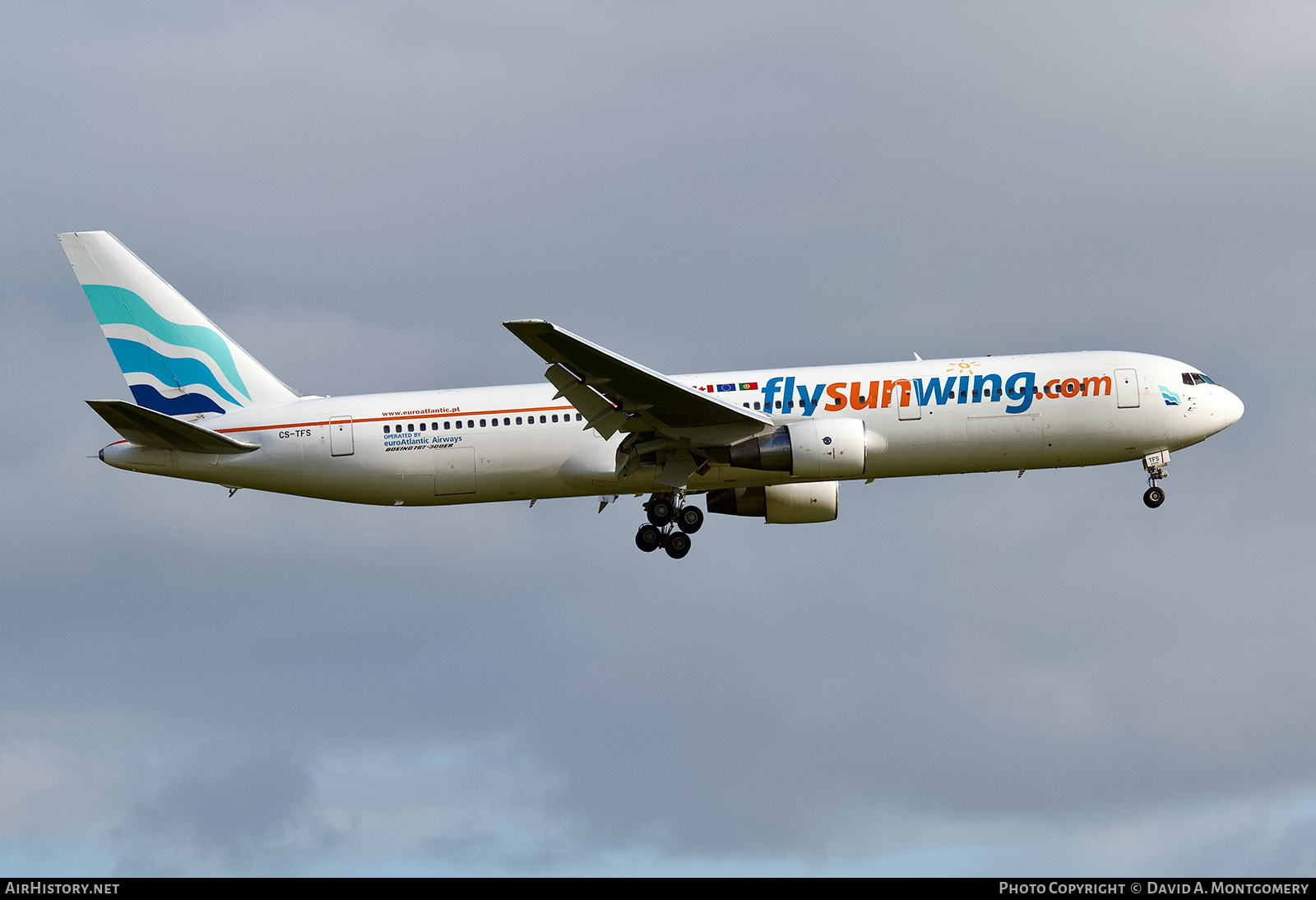 Aircraft Photo of CS-TFS | Boeing 767-3Y0/ER | Sunwing Airlines | AirHistory.net #722073