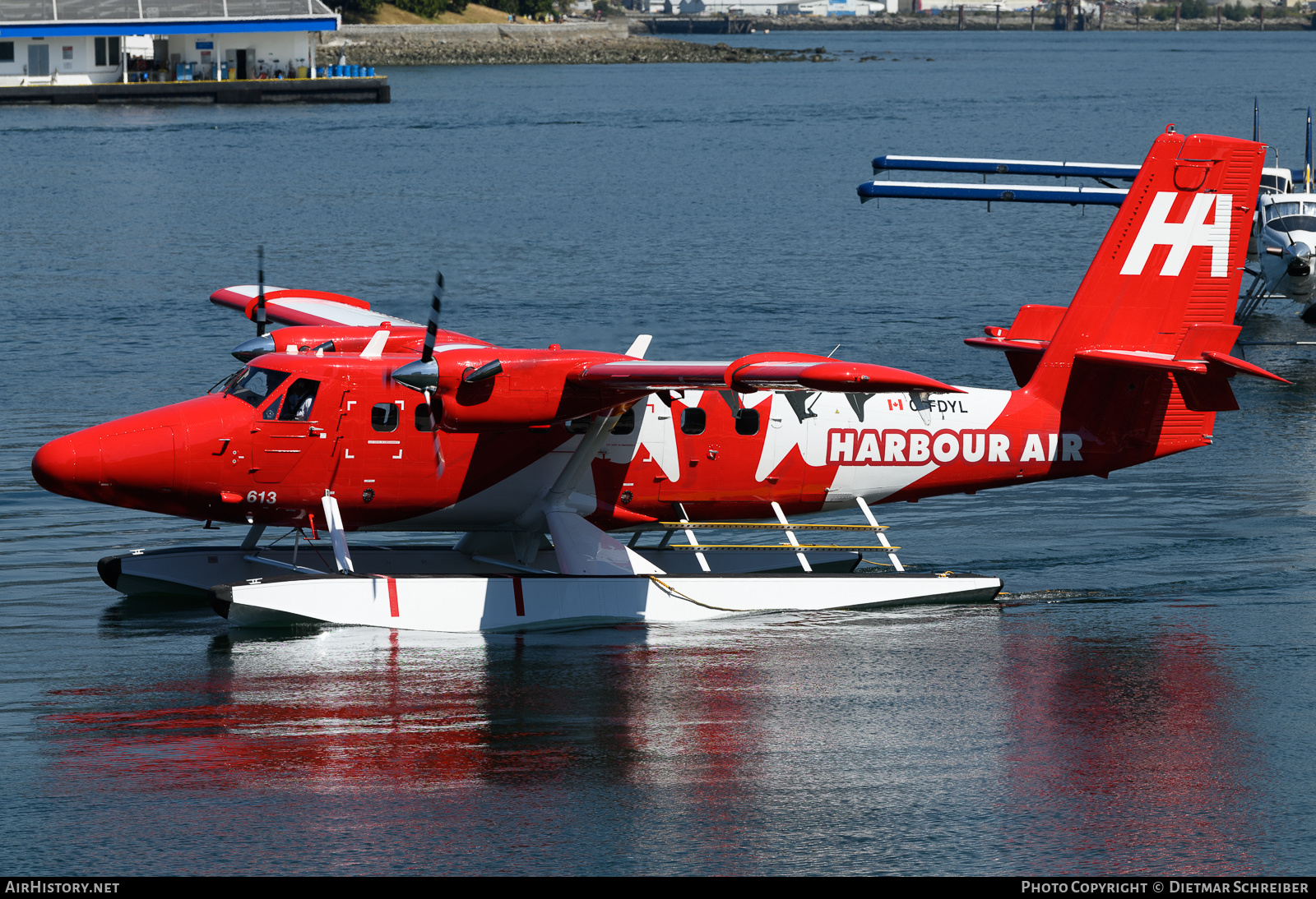 Aircraft Photo of C-FDYL | De Havilland Canada DHC-6-300 Twin Otter | Harbour Air | AirHistory.net #722312