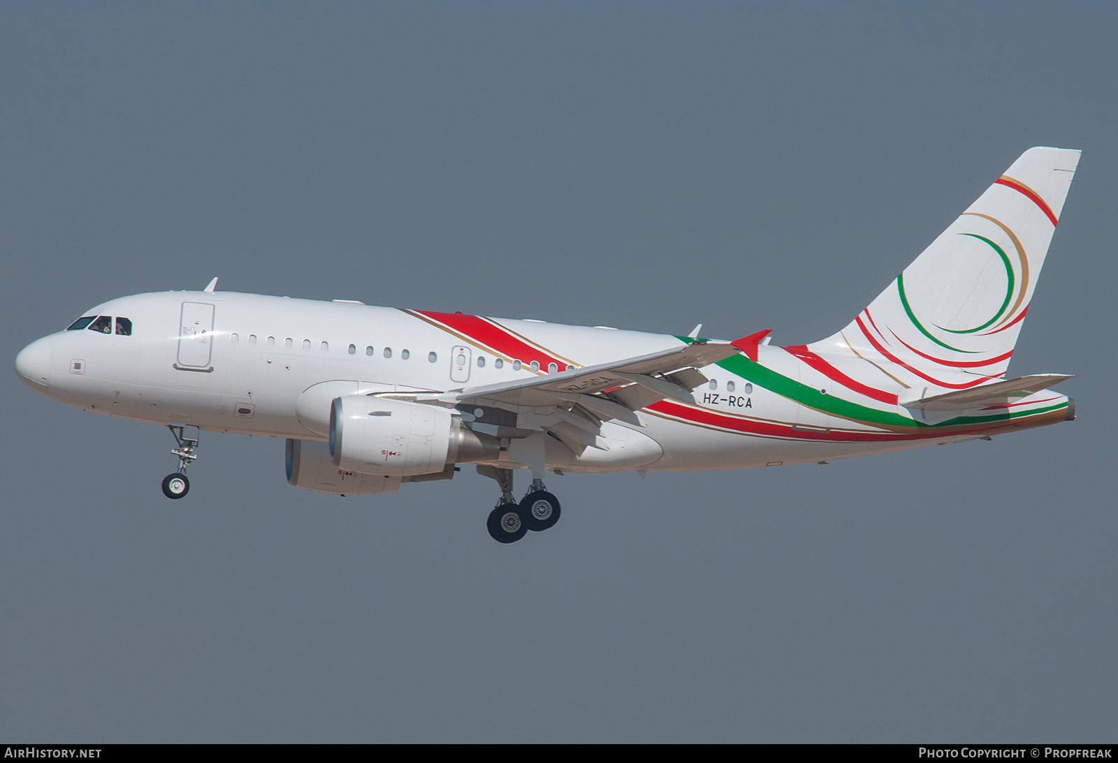 Aircraft Photo of HZ-RCA | Airbus ACJ318 (A318-112/CJ) | AirHistory.net #722342
