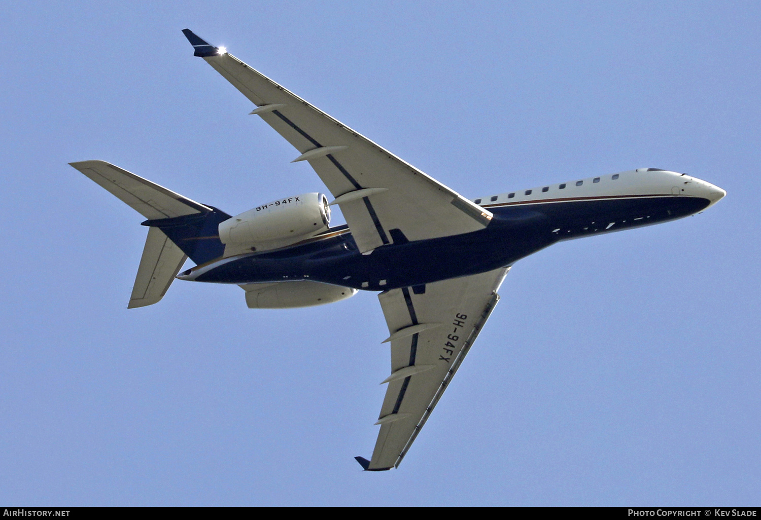 Aircraft Photo of 9H-94FX | Bombardier Global Express XRS (BD-700-1A10) | AirHistory.net #722385