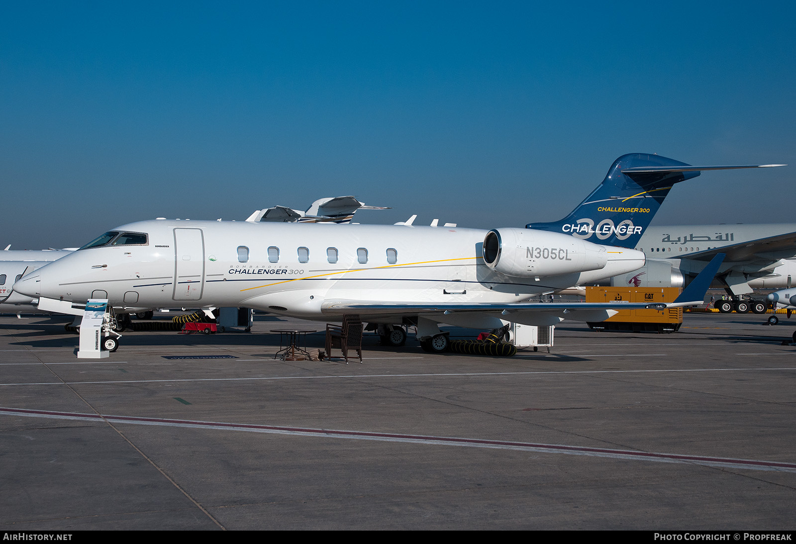 Aircraft Photo of N305CL | Bombardier Challenger 300 (BD-100-1A10) | AirHistory.net #722402