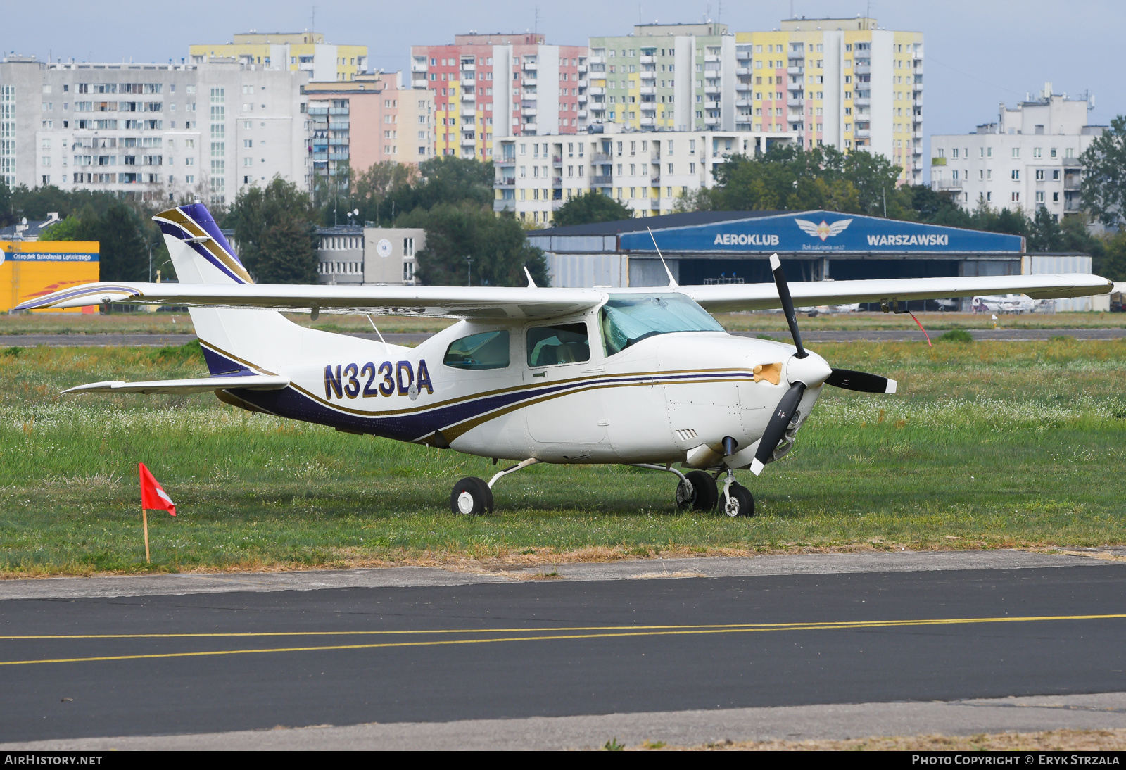 Aircraft Photo of N323DA | Cessna T210N Turbo Centurion II | AirHistory.net #722497