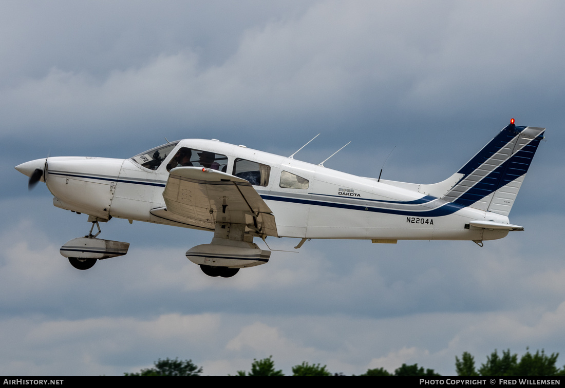 Aircraft Photo of N2204A | Piper PA-28-235 Cherokee | AirHistory.net #722535