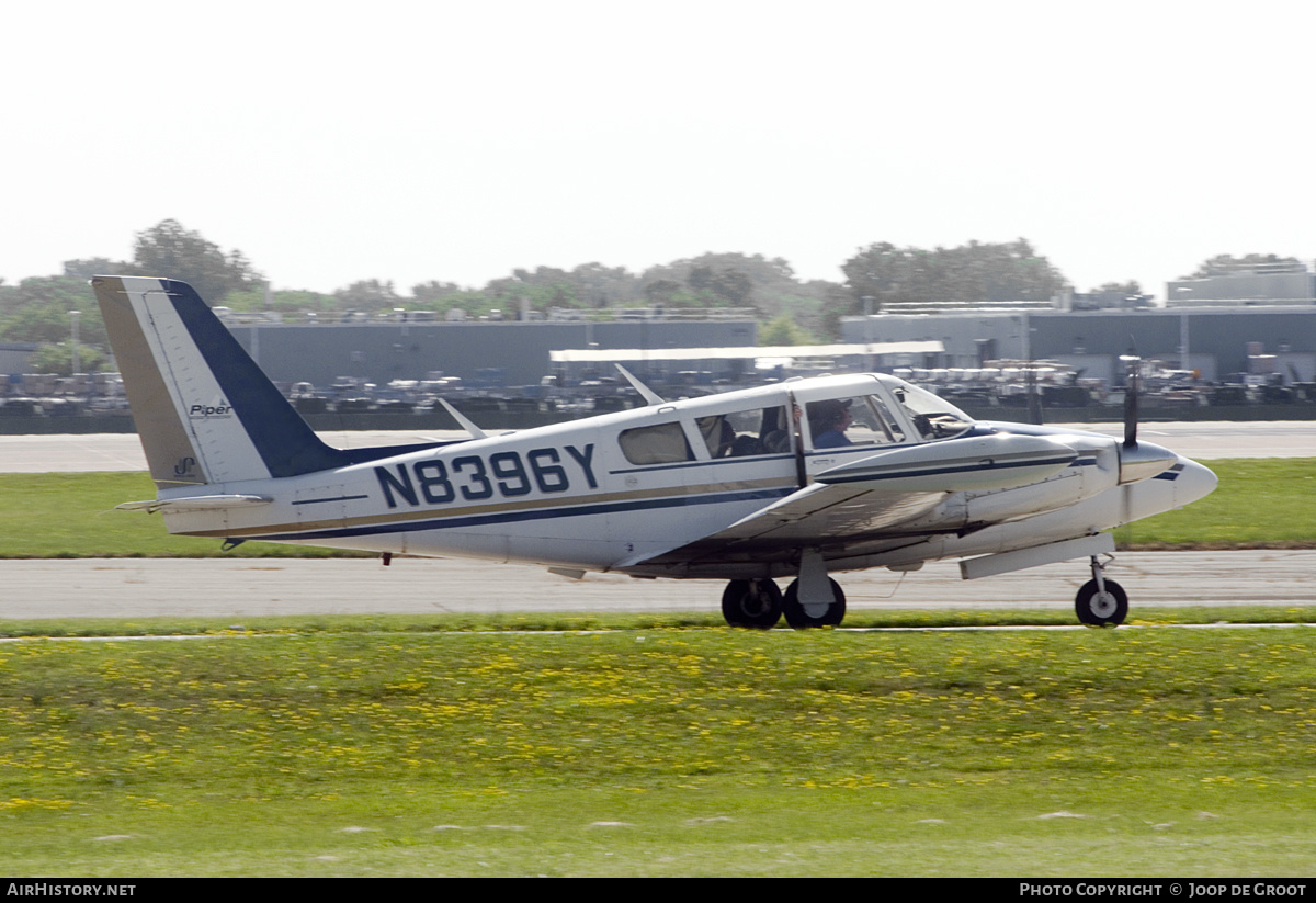 Aircraft Photo of N8396Y | Piper PA-30-160 Twin Comanche ... | AirHistory.net #722563