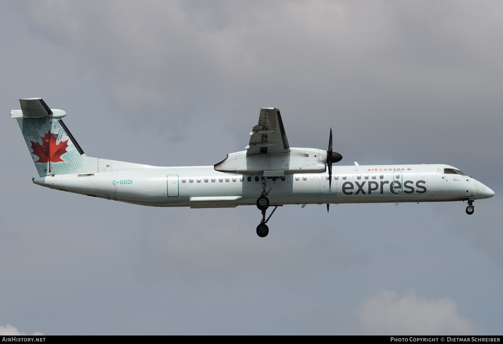 Aircraft Photo of C-GGOI | Bombardier DHC-8-402 Dash 8 | Air Canada Express | AirHistory.net #722771