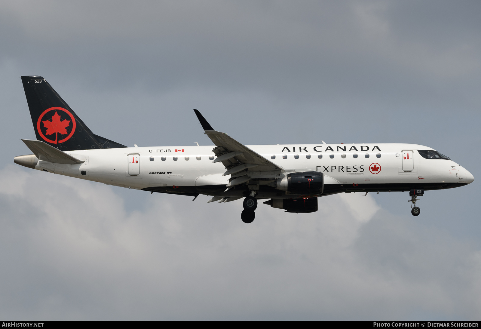 Aircraft Photo of C-FEJB | Embraer 175LR (ERJ-170-200LR) | Air Canada Express | AirHistory.net #722784