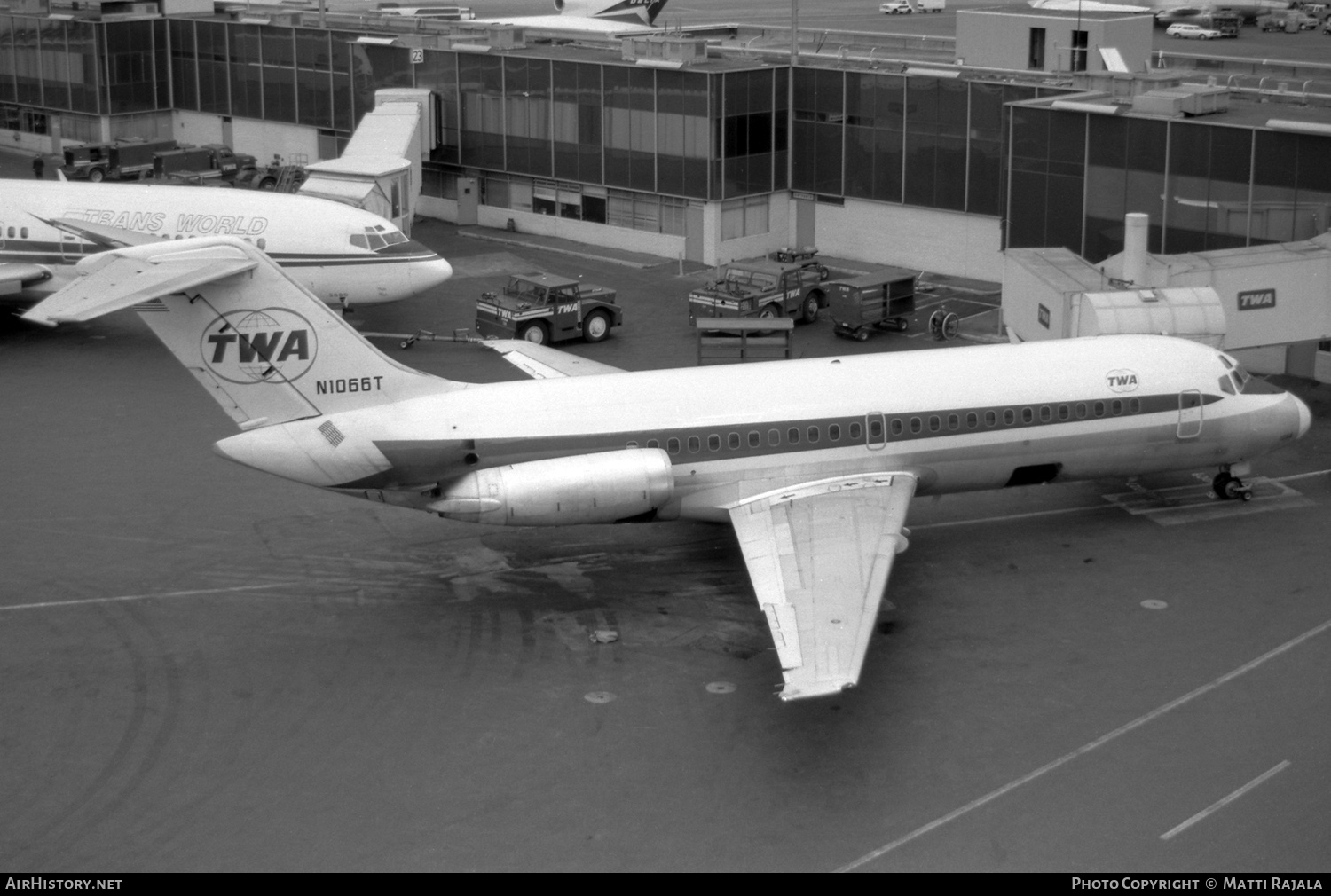 Aircraft Photo of N1066T | Douglas DC-9-15 | Trans World Airlines - TWA | AirHistory.net #722895