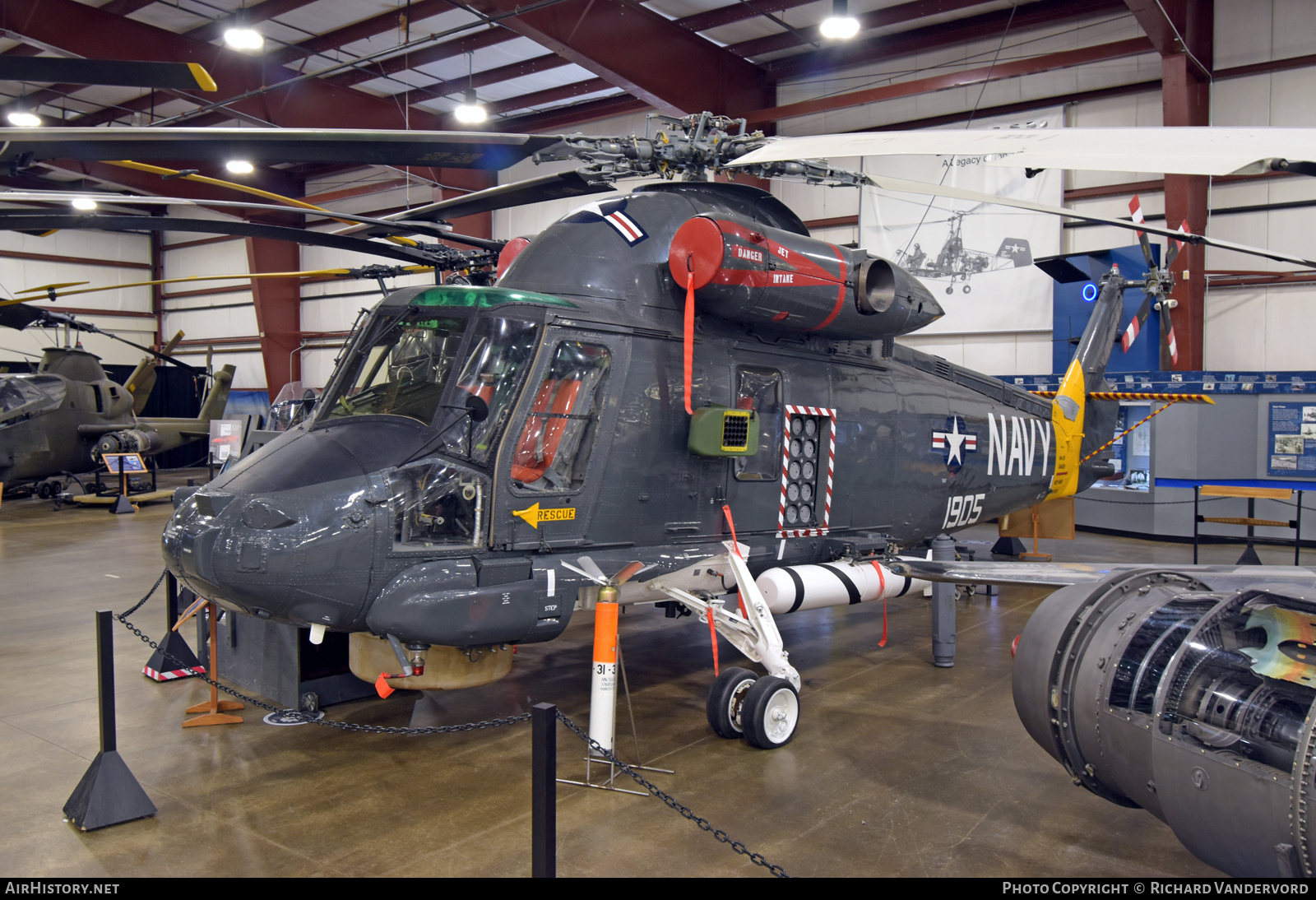 Aircraft Photo of 161905 | Kaman SH-2F Seasprite (K-888) | USA - Navy | AirHistory.net #723011