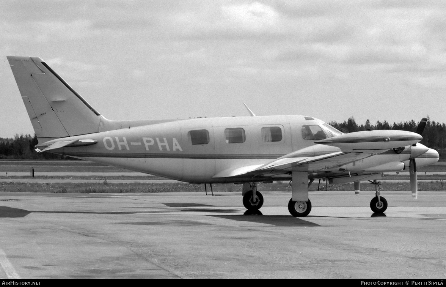 Aircraft Photo of OH-PHA | Piper PA-31T Cheyenne II | AirHistory.net #723163