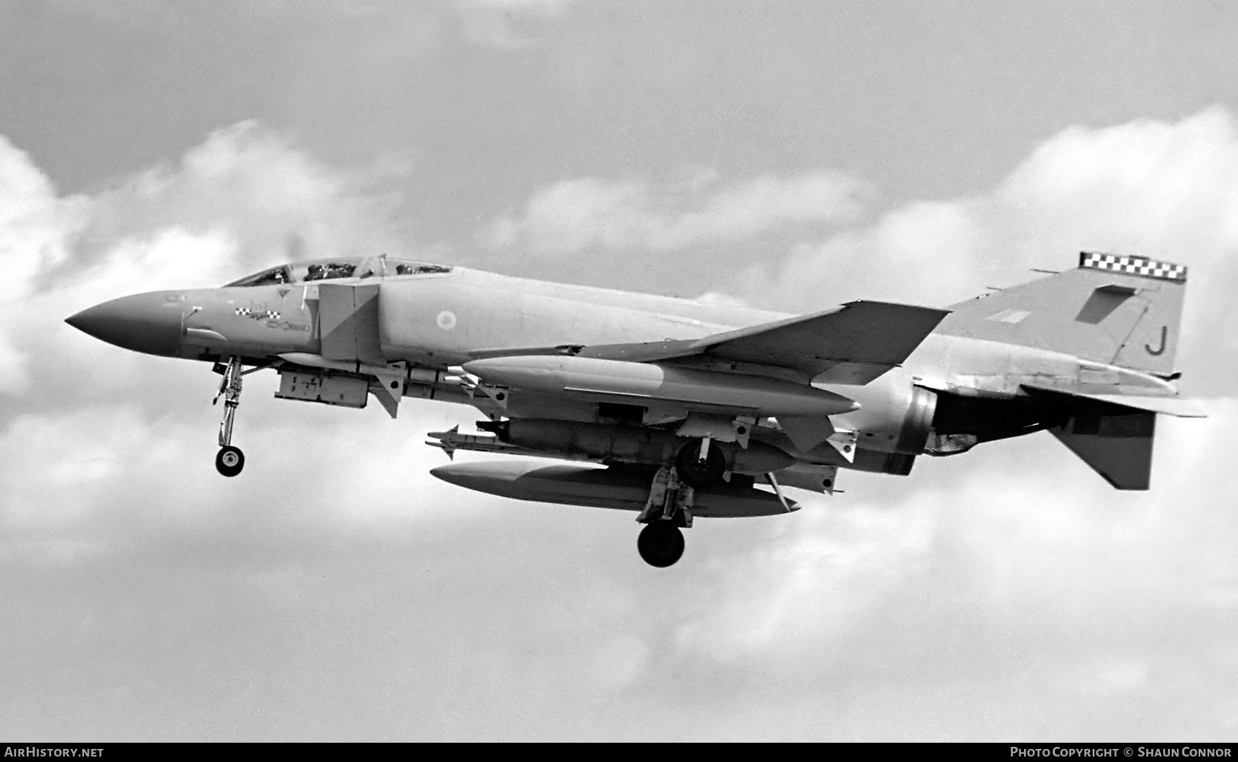 Aircraft Photo of XV500 | McDonnell Douglas F-4M Phantom FGR2 | UK - Air Force | AirHistory.net #723304