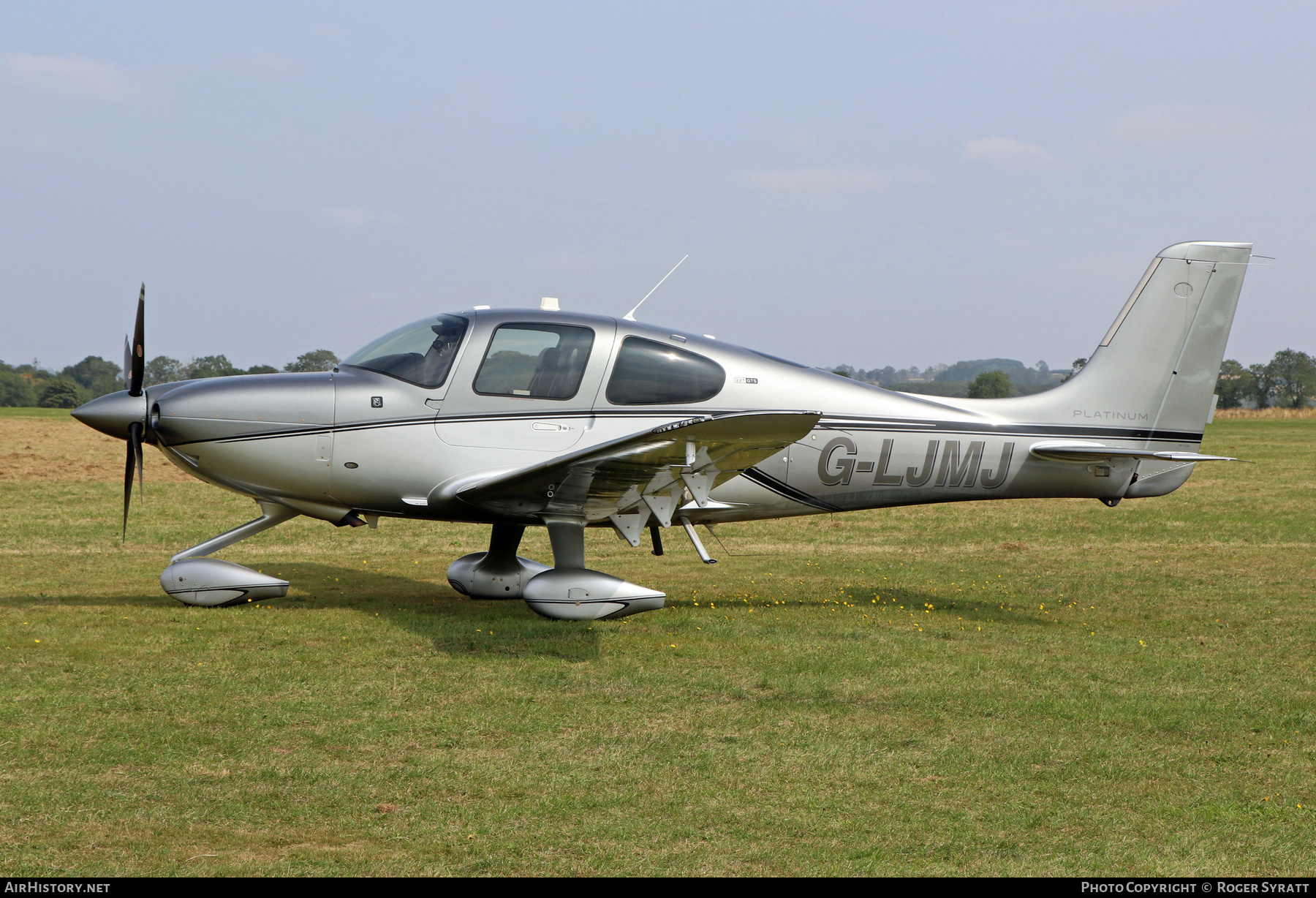 Aircraft Photo of G-LJMJ | Cirrus SR-22T G6-GTS Platinum | AirHistory.net #723583
