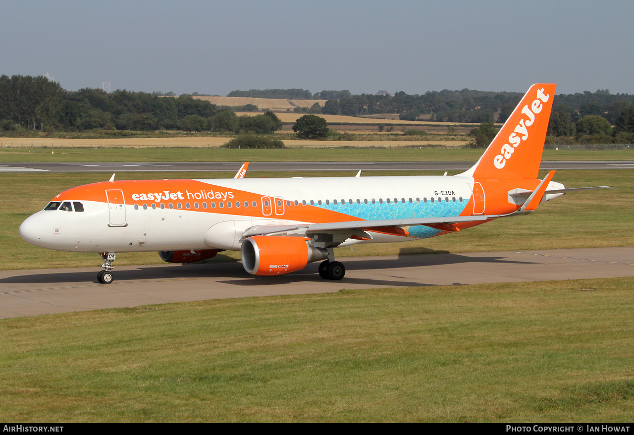 Aircraft Photo of G-EZOA | Airbus A320-214 | EasyJet | AirHistory.net #723672