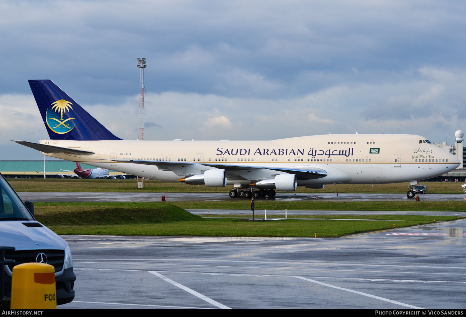 Aircraft Photo of HZ-HM1A | Boeing 747-3G1 | Saudi Arabian Royal Flight | AirHistory.net #723860