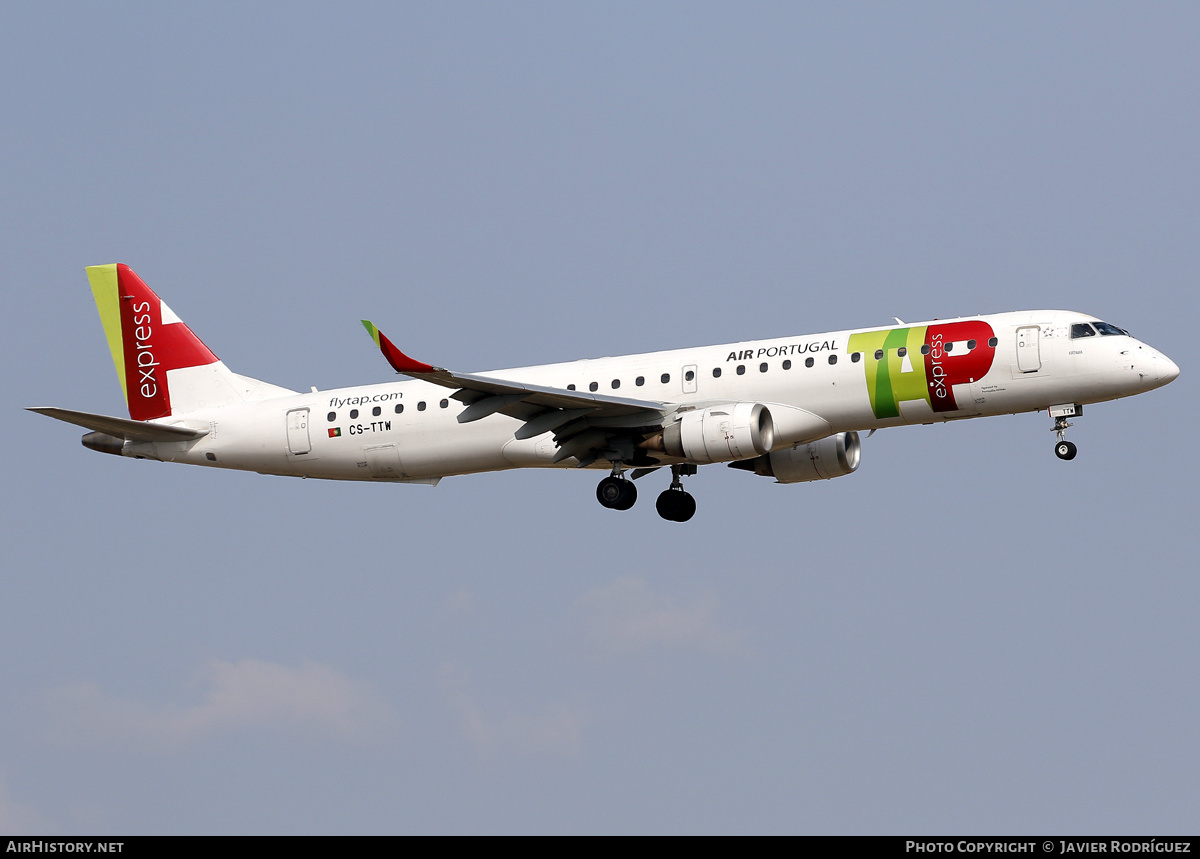 Aircraft Photo of CS-TTW | Embraer 195AR (ERJ-190-200IGW) | TAP Air Portugal Express | AirHistory.net #724150