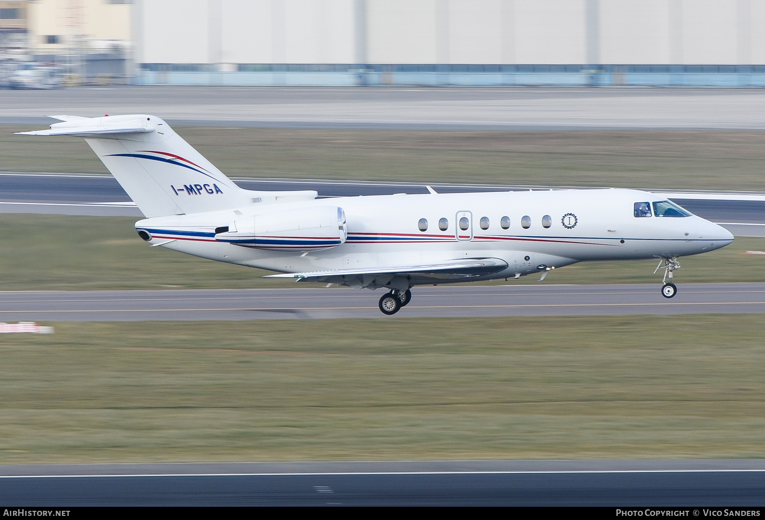 Aircraft Photo of I-MPGA | Hawker Beechcraft 4000 | AirHistory.net #724215
