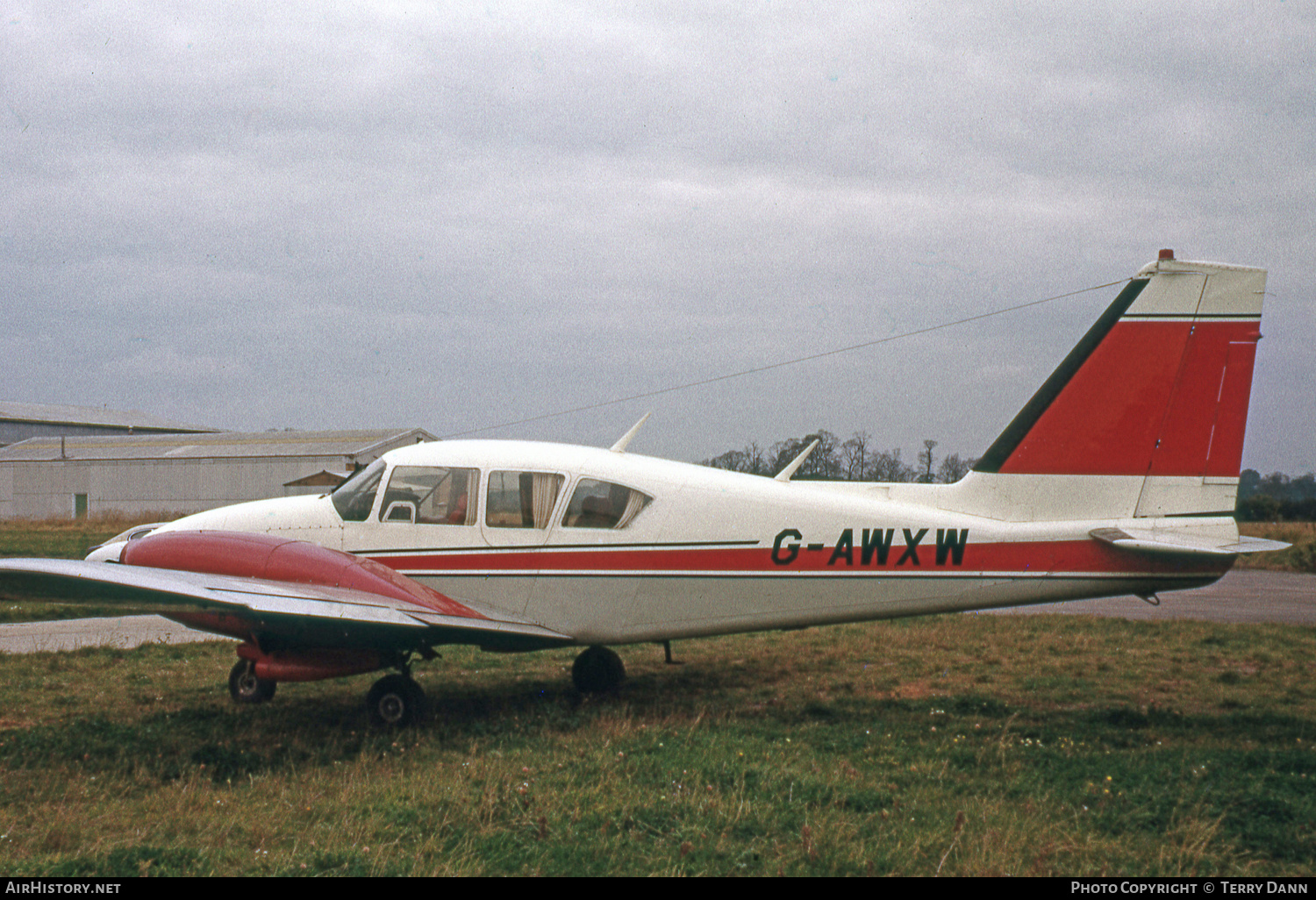 Aircraft Photo of G-AWXW | Piper PA-23-250 Aztec D | AirHistory.net #724263