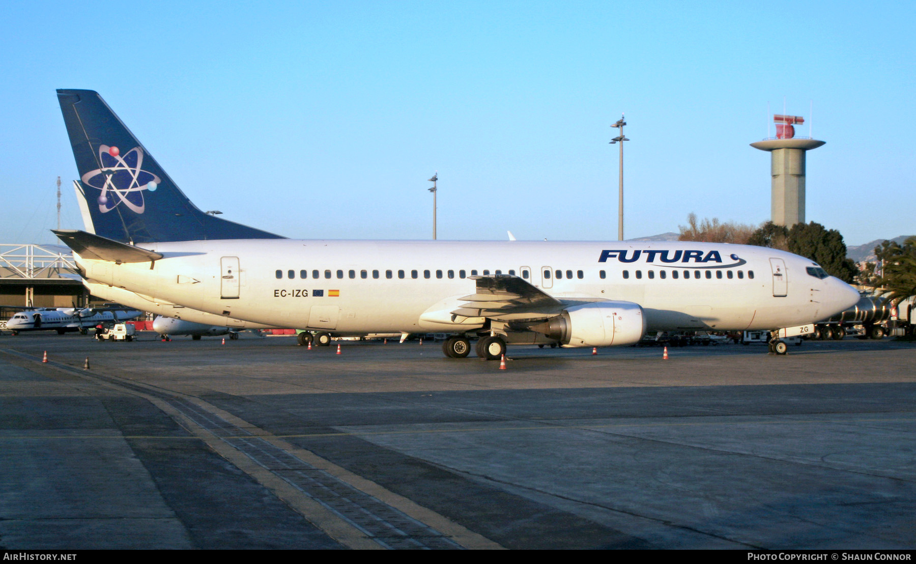 Aircraft Photo of EC-IZG | Boeing 737-46J | Futura International Airways | AirHistory.net #724283