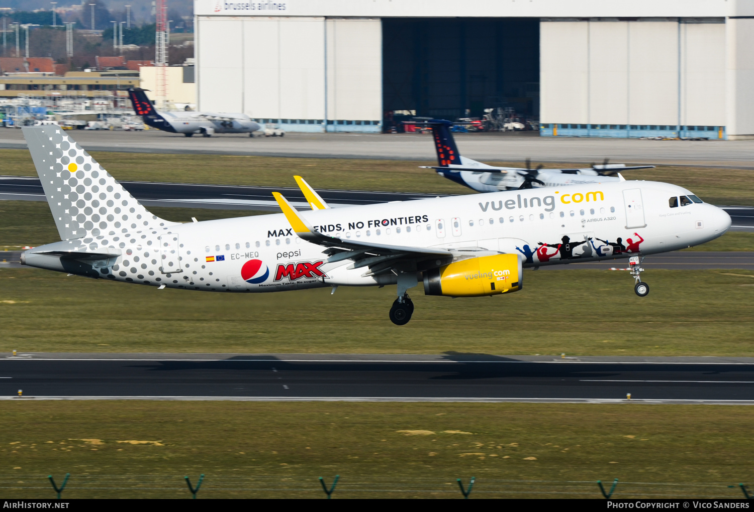 Aircraft Photo of EC-MEQ | Airbus A320-232 | Vueling Airlines | AirHistory.net #724338