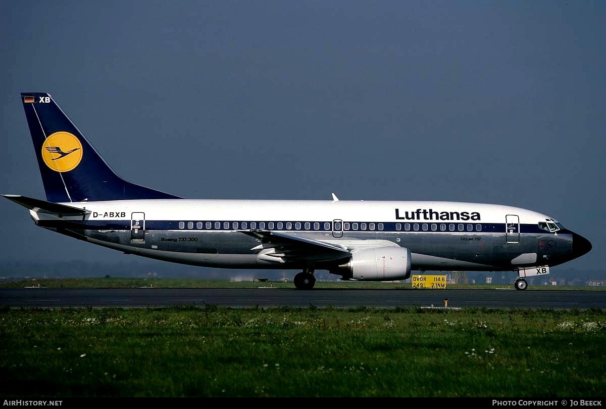 Aircraft Photo of D-ABXB | Boeing 737-330 | Lufthansa | AirHistory.net #724417