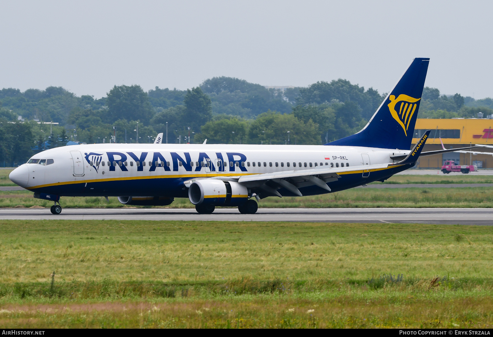 Aircraft Photo of SP-RKL | Boeing 737-800 | Ryanair | AirHistory.net #724418